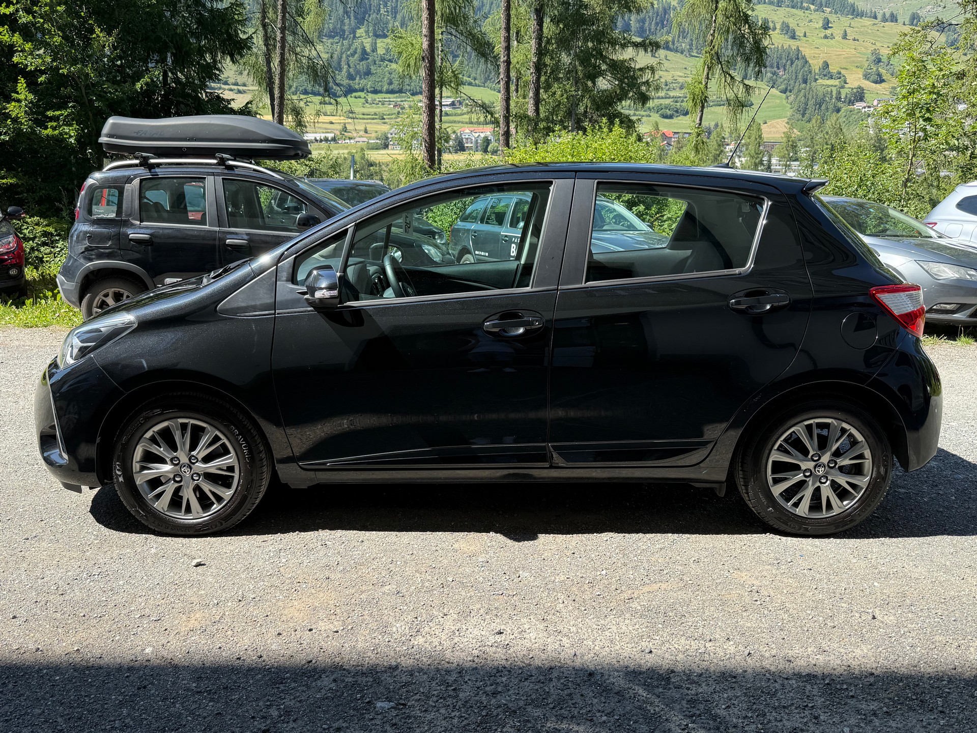 TOYOTA Yaris 1.5 Style-image-7