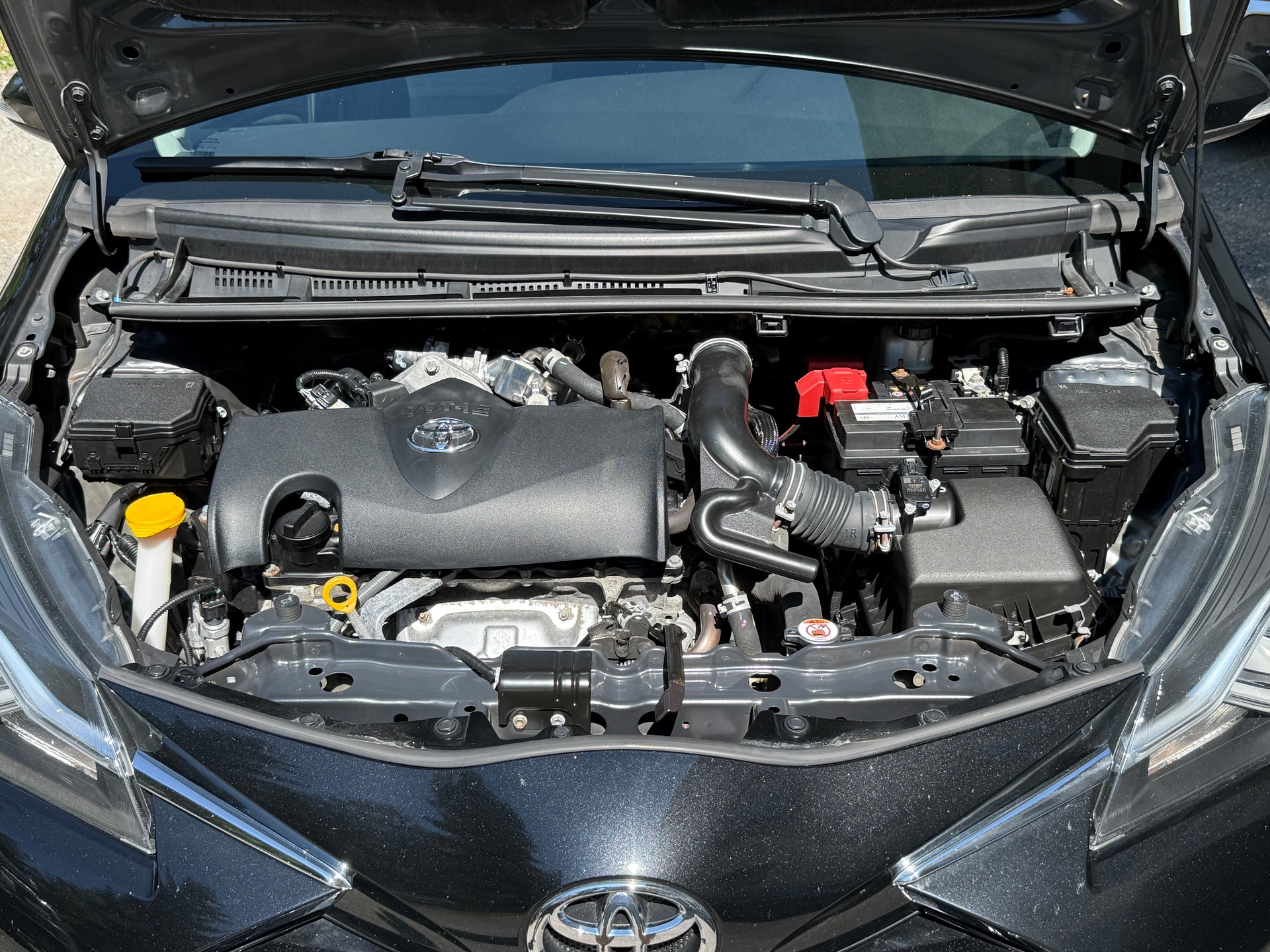 TOYOTA Yaris 1.5 Style-image-15