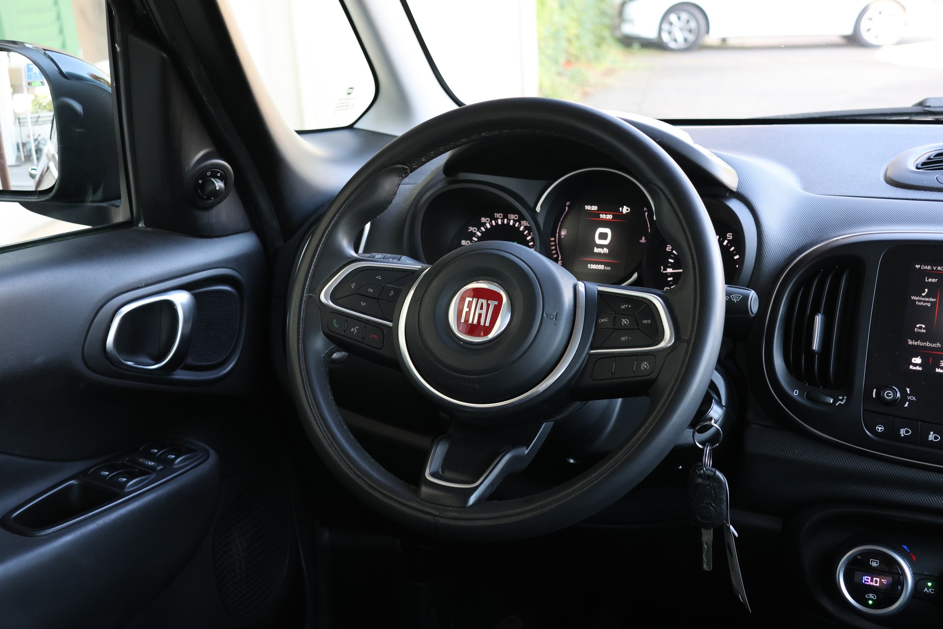 FIAT 500L 1.4 TB 16V Cross-image-14