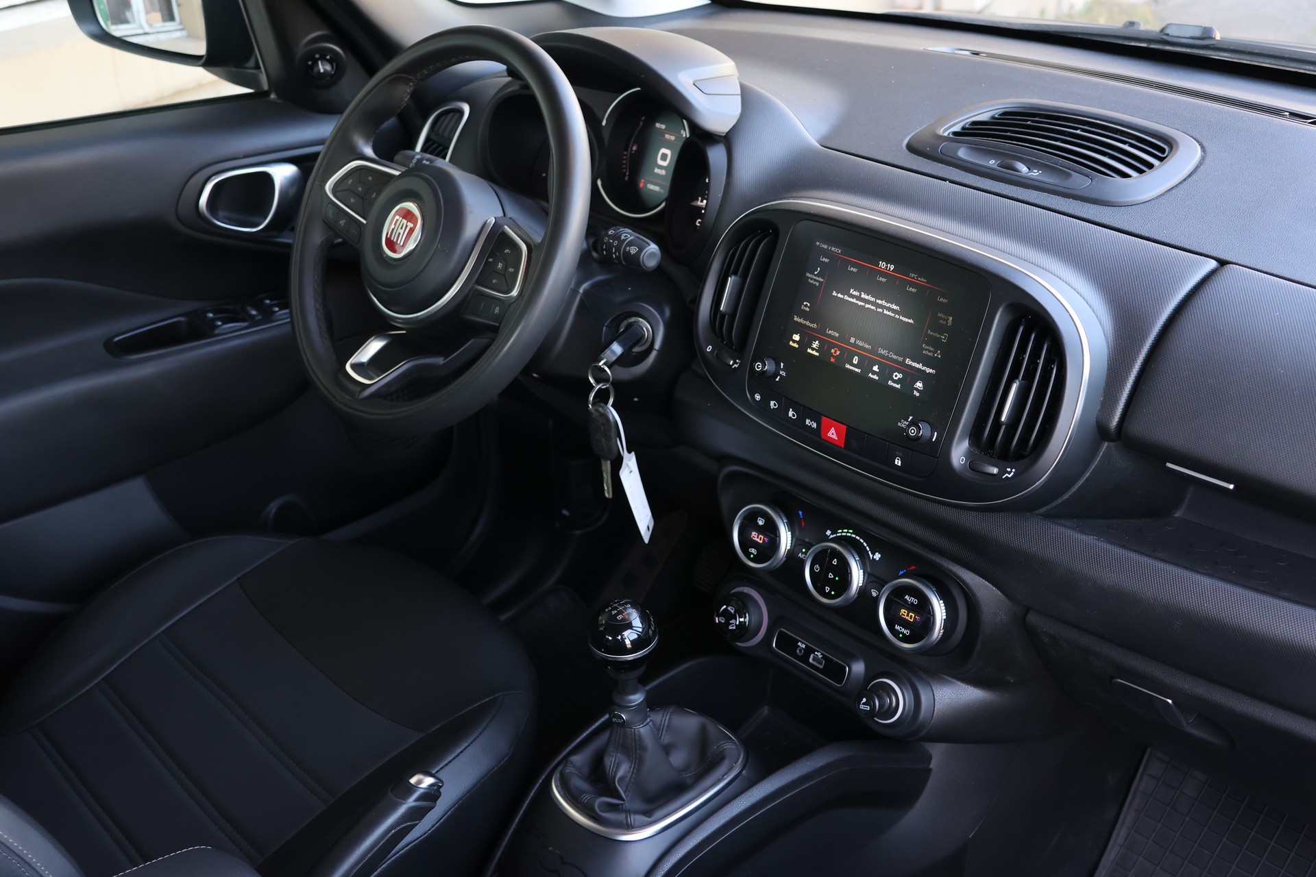 FIAT 500L 1.4 TB 16V Cross-image-9