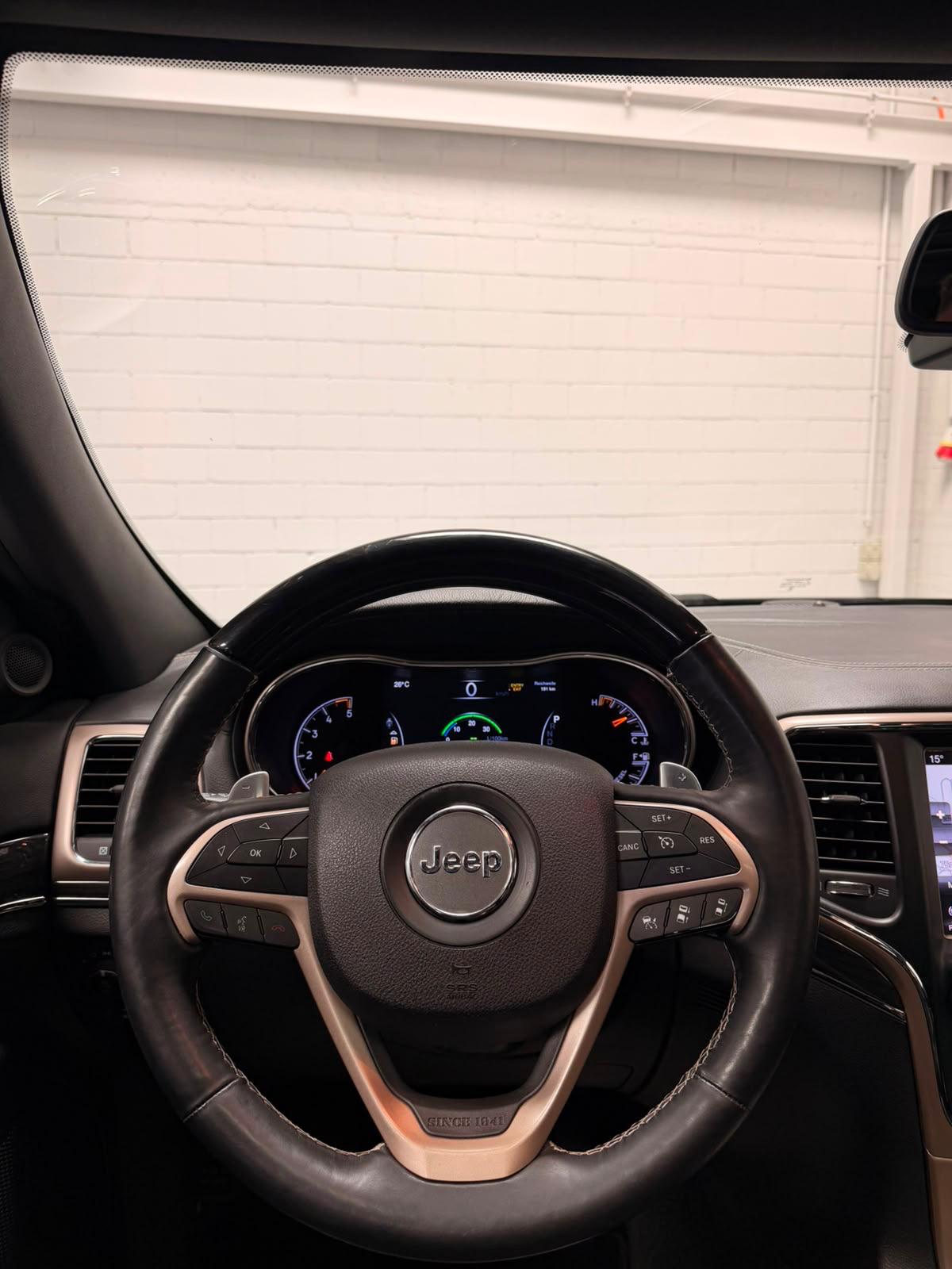 JEEP Grand Cherokee 3.0 CRD Summit Automatic Frisch ab MFK & 2Jahre Garantie-image-8