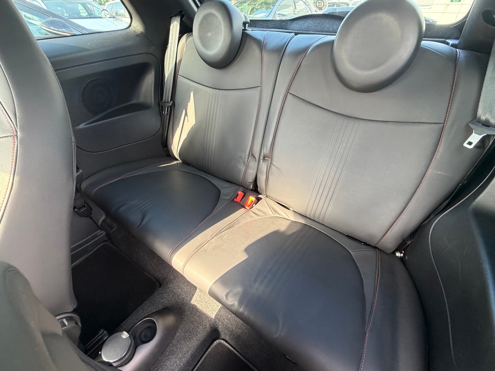 FIAT 500 1.4 16V Turbo Abarth-image-9