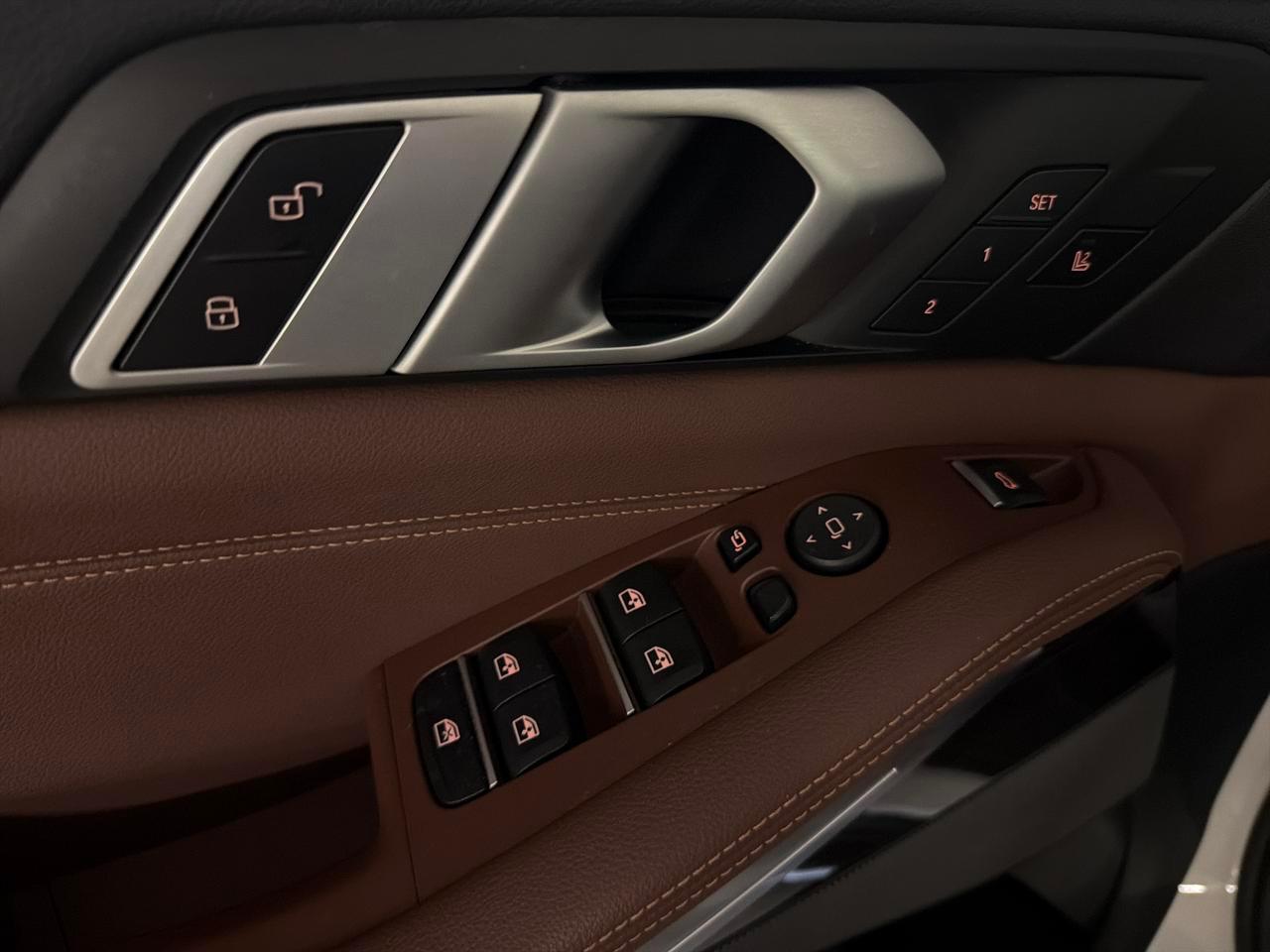 BMW X5 30d xDrive X-Line-image-11