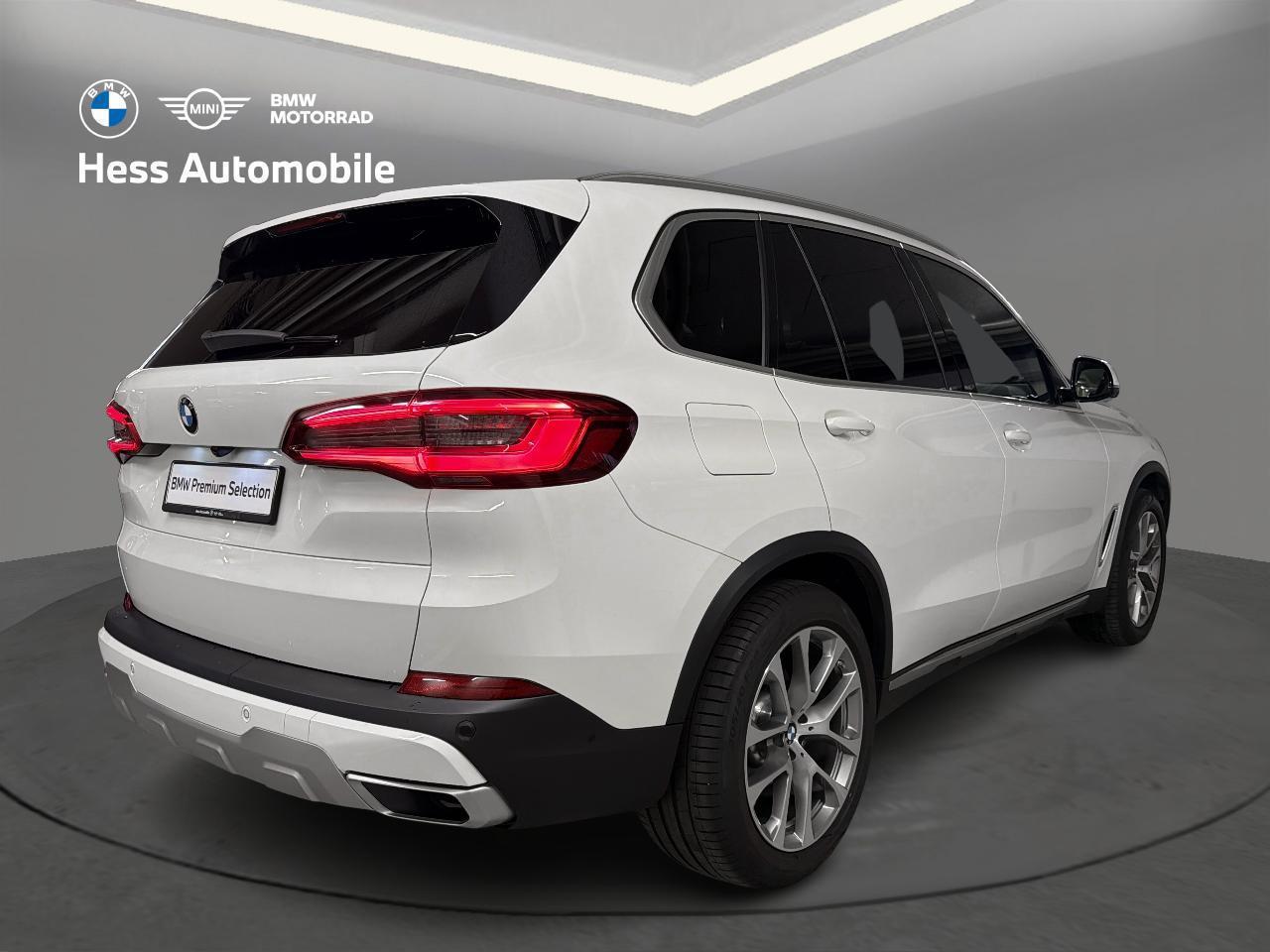 BMW X5 30d xDrive X-Line-image-3