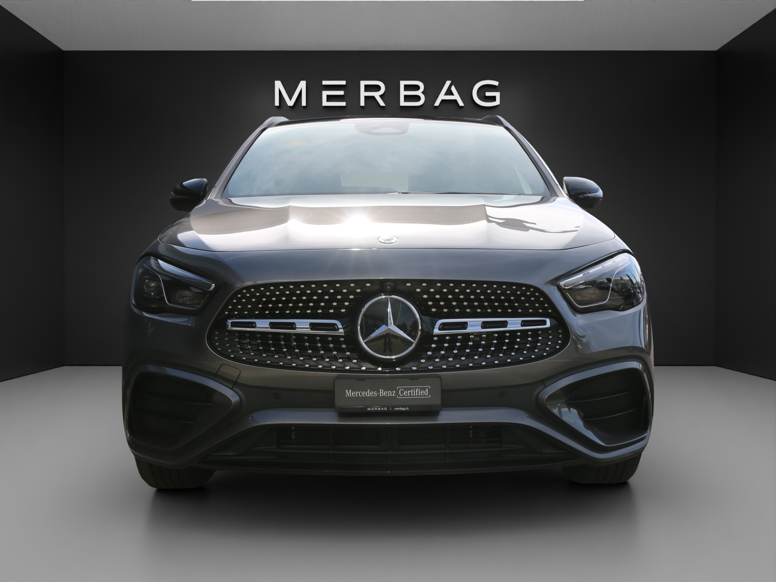 MERCEDES-BENZ GLA 250 e 8G-DCT-image-18