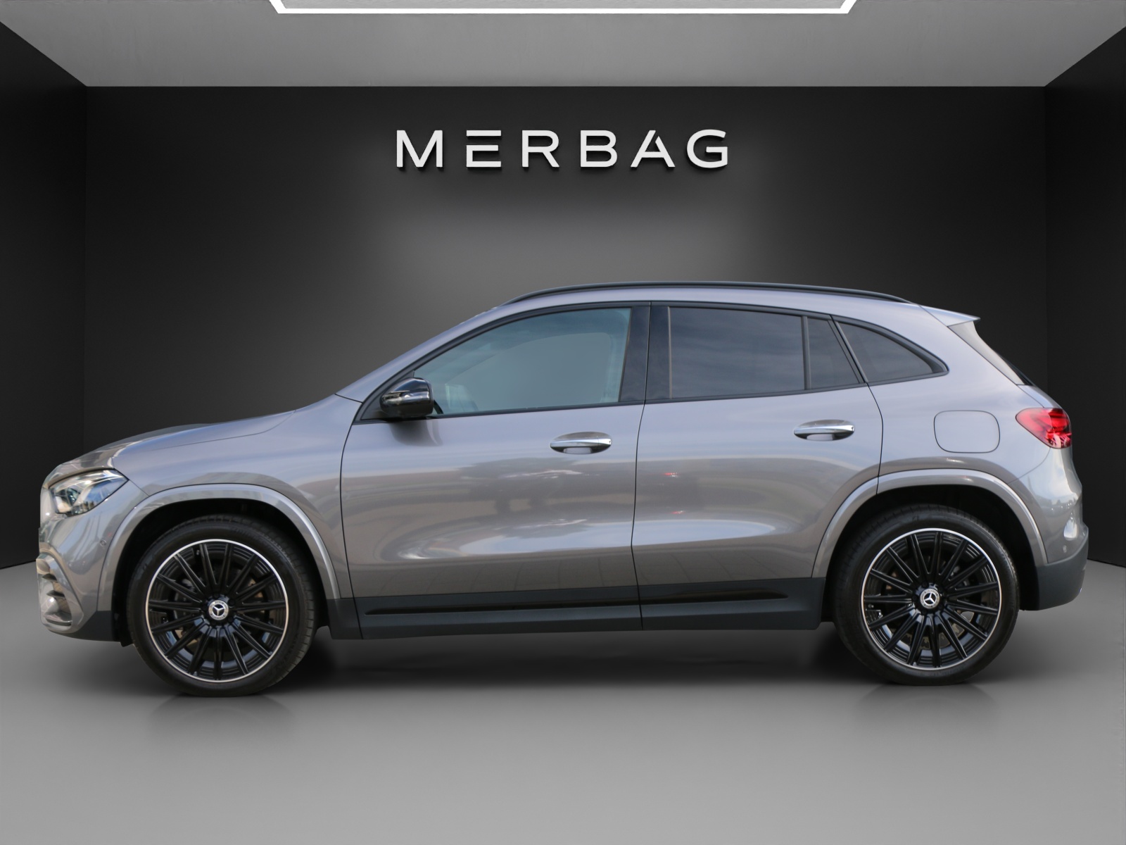 MERCEDES-BENZ GLA 250 e 8G-DCT-image-1