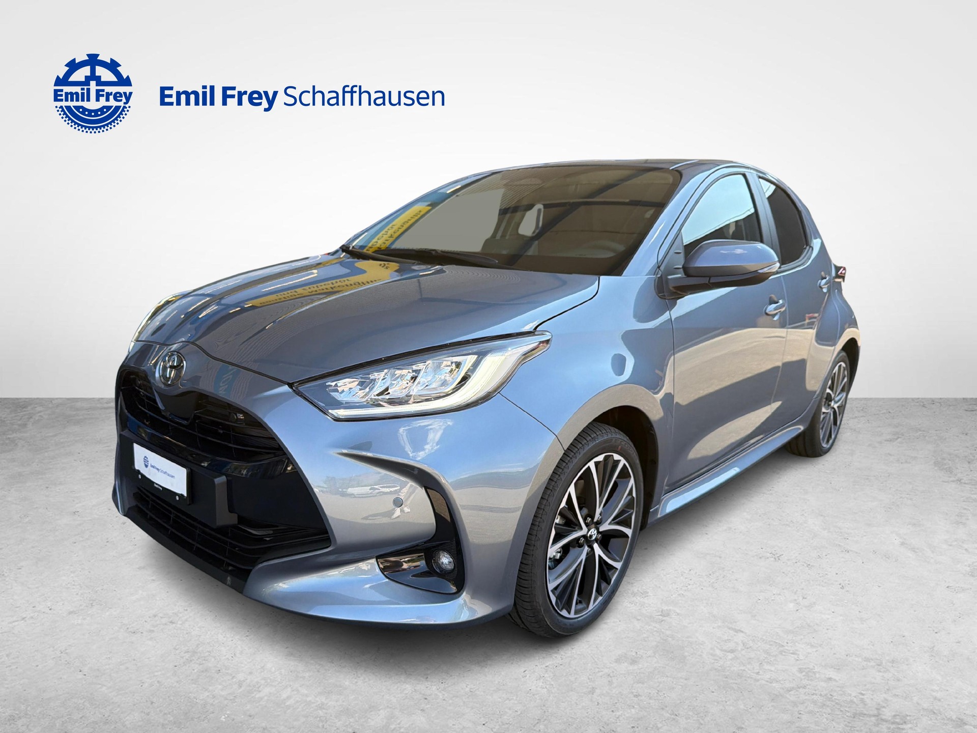 TOYOTA Yaris 1.5 VVT-i HSD Trend-image-0