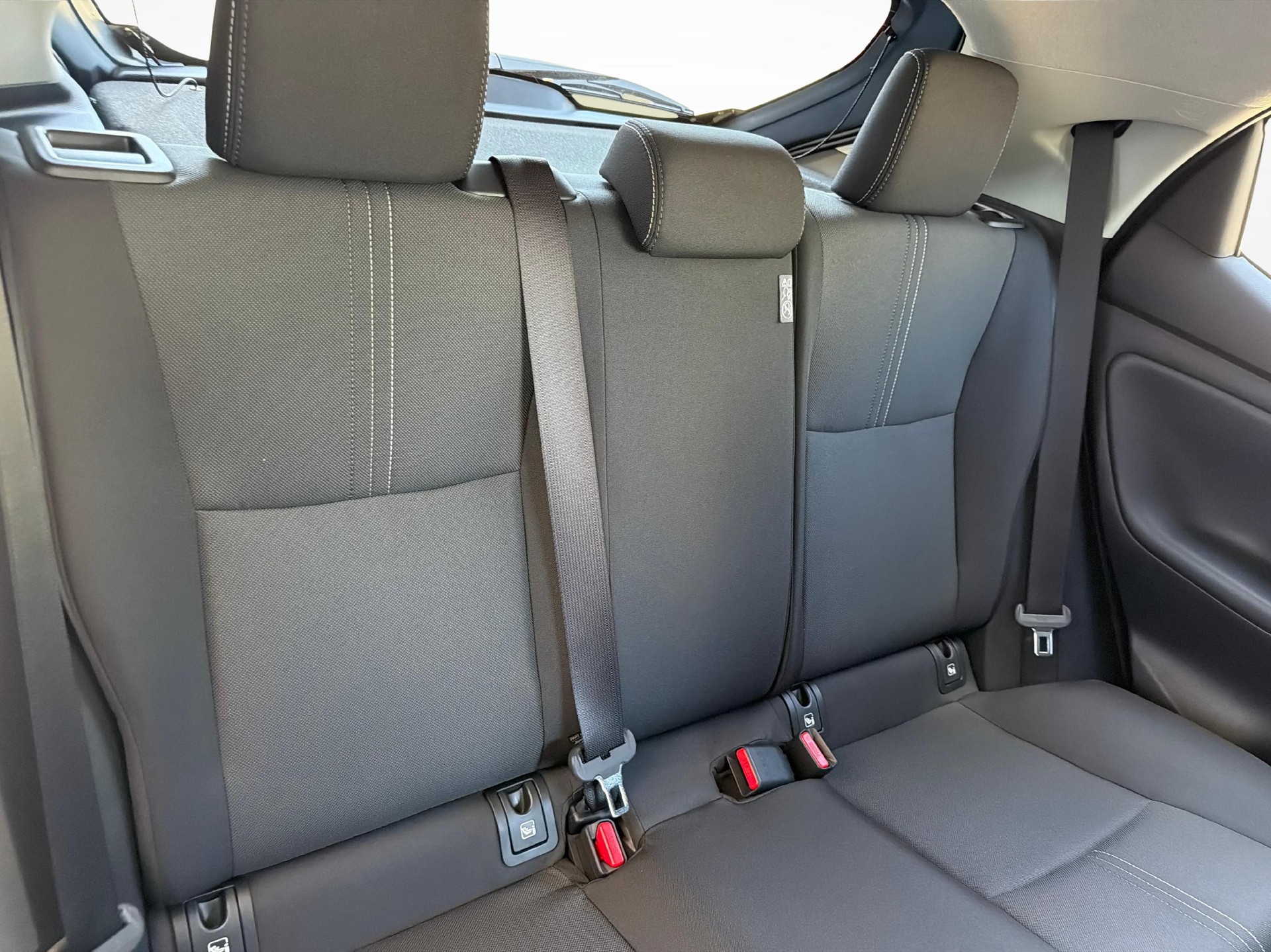TOYOTA Yaris 1.5 VVT-i HSD Trend-image-10