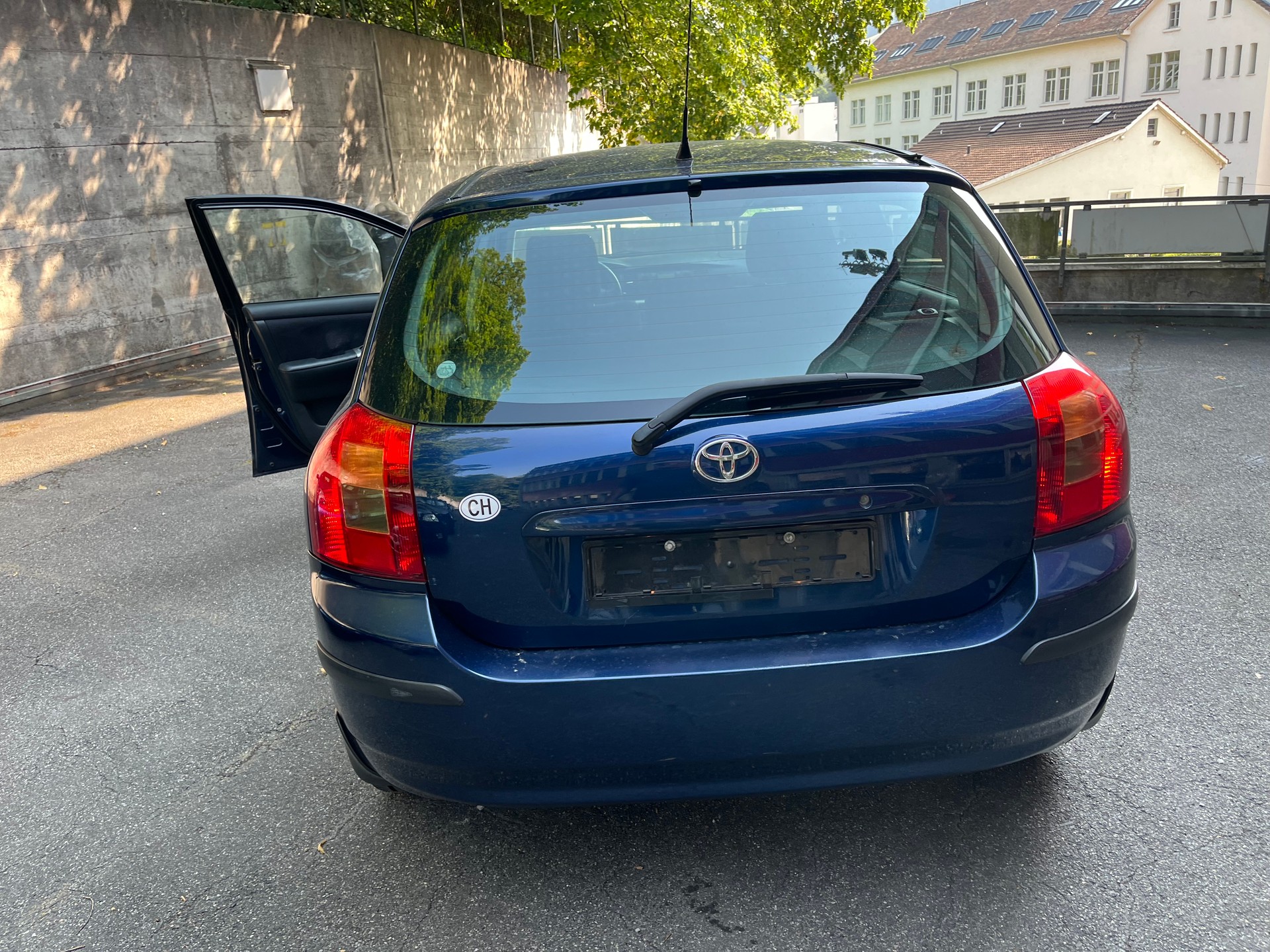 TOYOTA Corolla 1.6 Linea Sol-image-4
