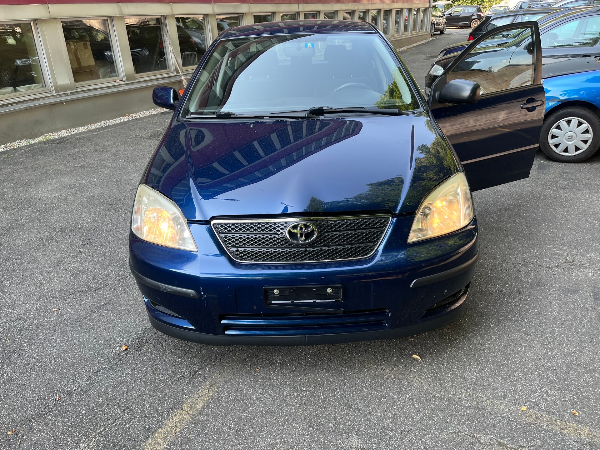TOYOTA Corolla 1.6 Linea Sol-image-0