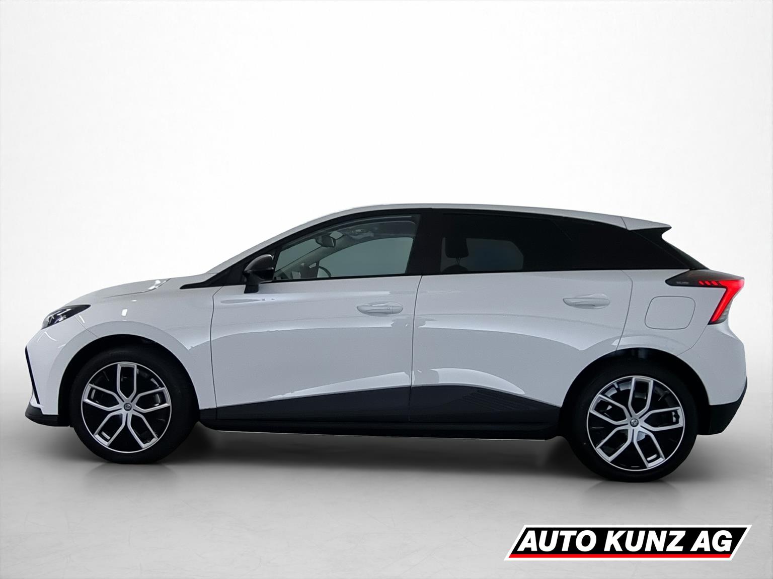 MG MG4 Luxury 64kWh-image-2