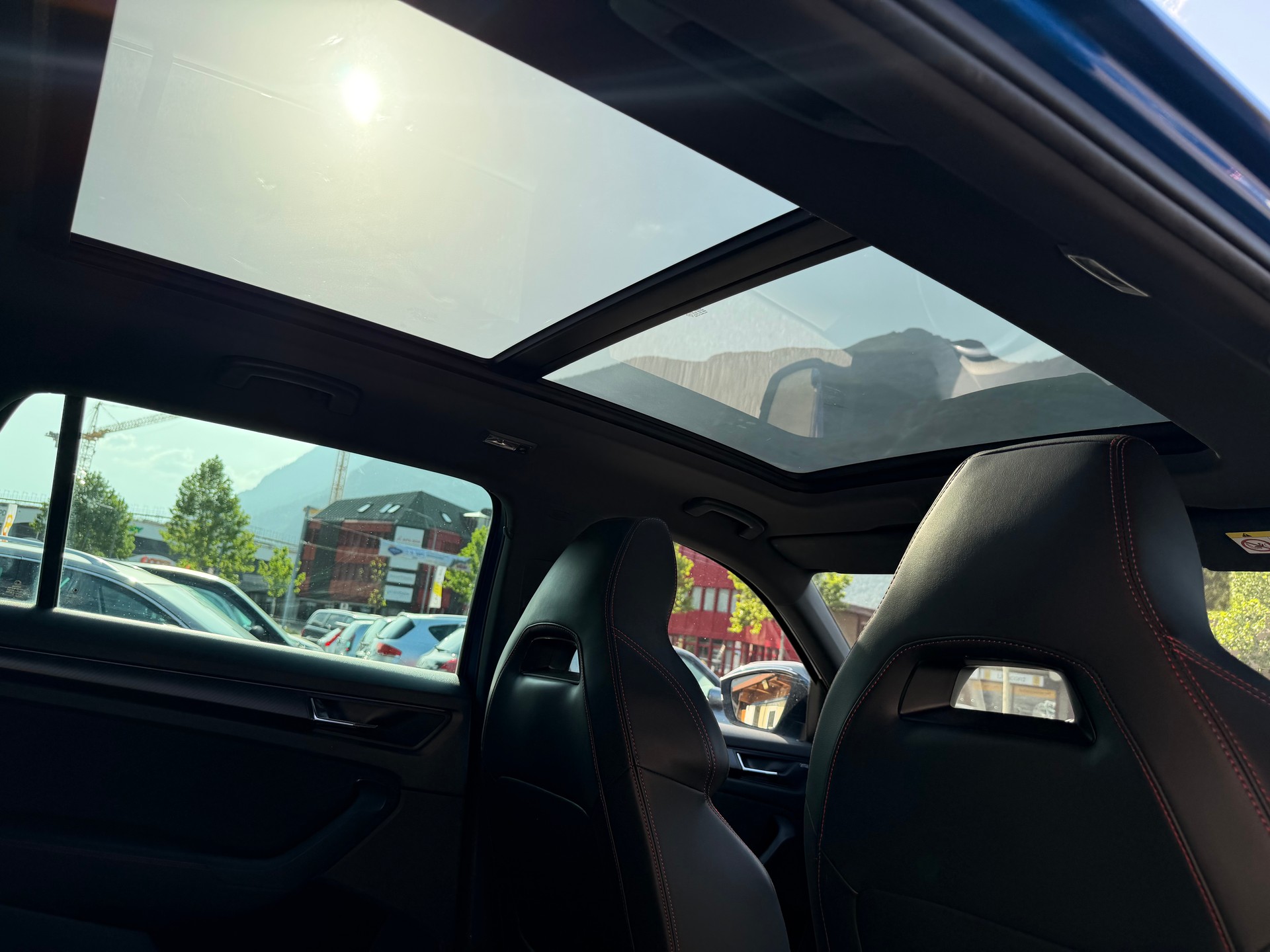 SKODA Kodiaq 2.0 Bi-TDI SCR RS 4x4 DSG-image-16