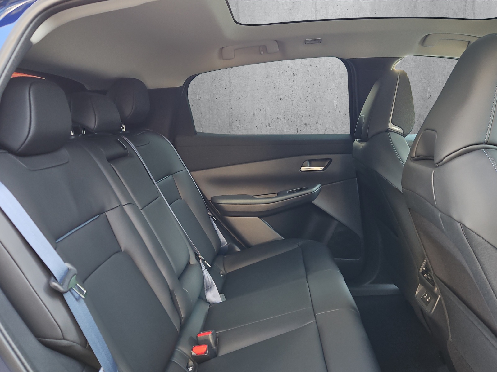 NISSAN Leaf 75 kWh Evolve-image-12