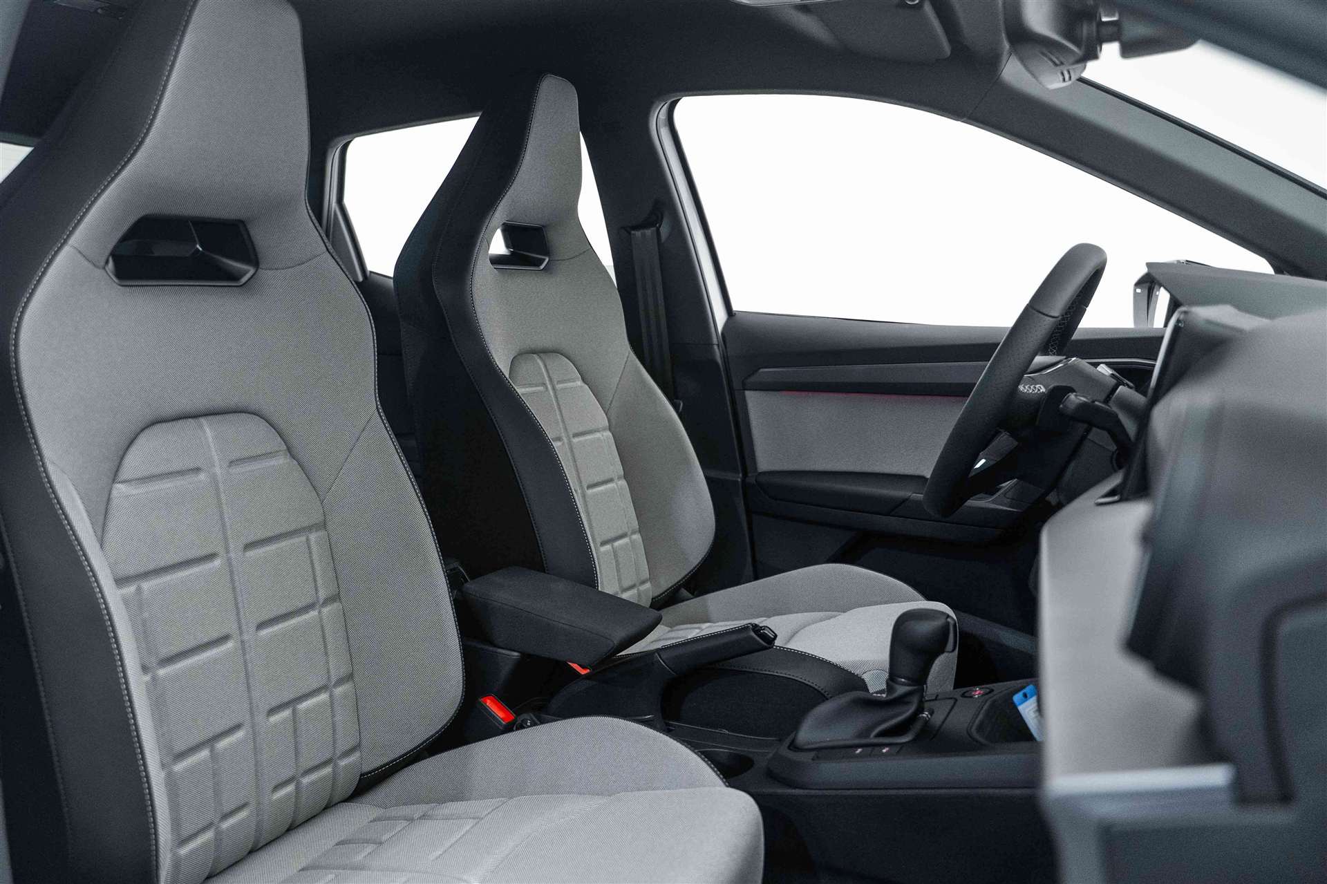 SEAT SEAT Arona 1.5 Eco TSi FR DSG-Automat-image-11