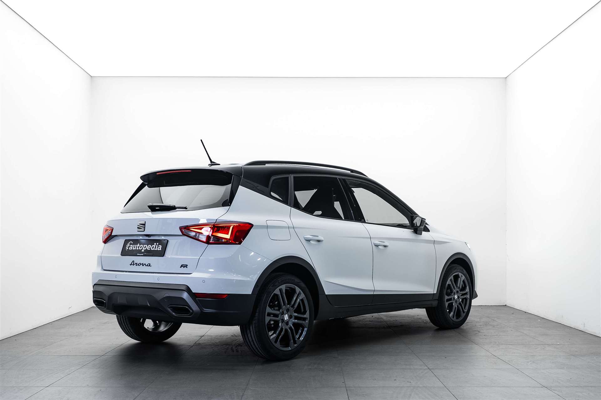SEAT SEAT Arona 1.5 Eco TSi FR DSG-Automat-image-2