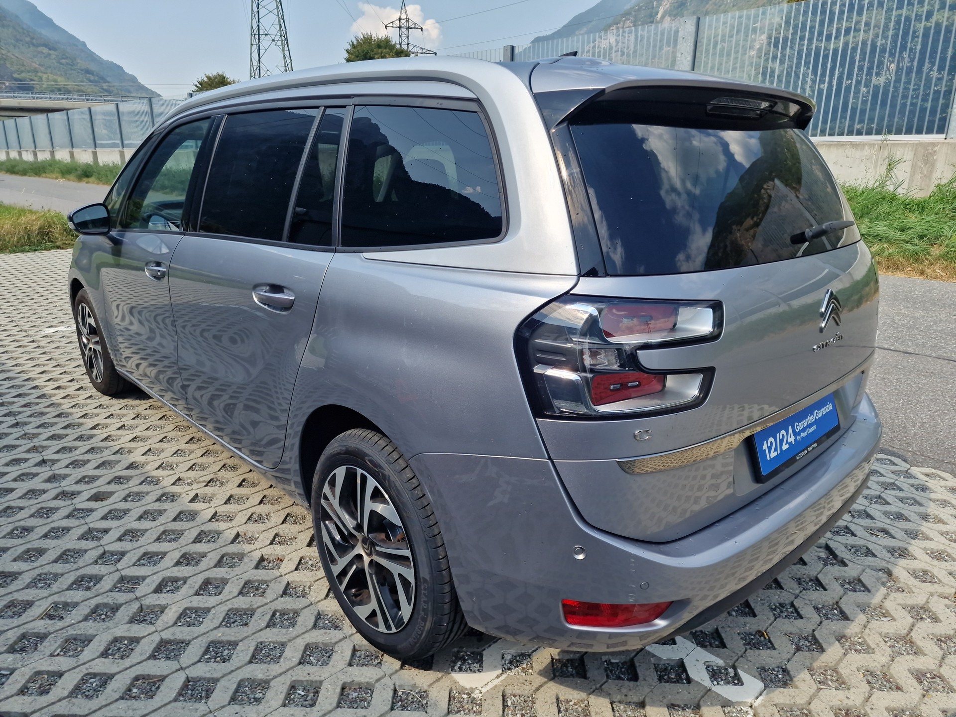 CITROEN Grand C4 Picasso 1.6i 16V THP Feel Edition EAT6-image-4