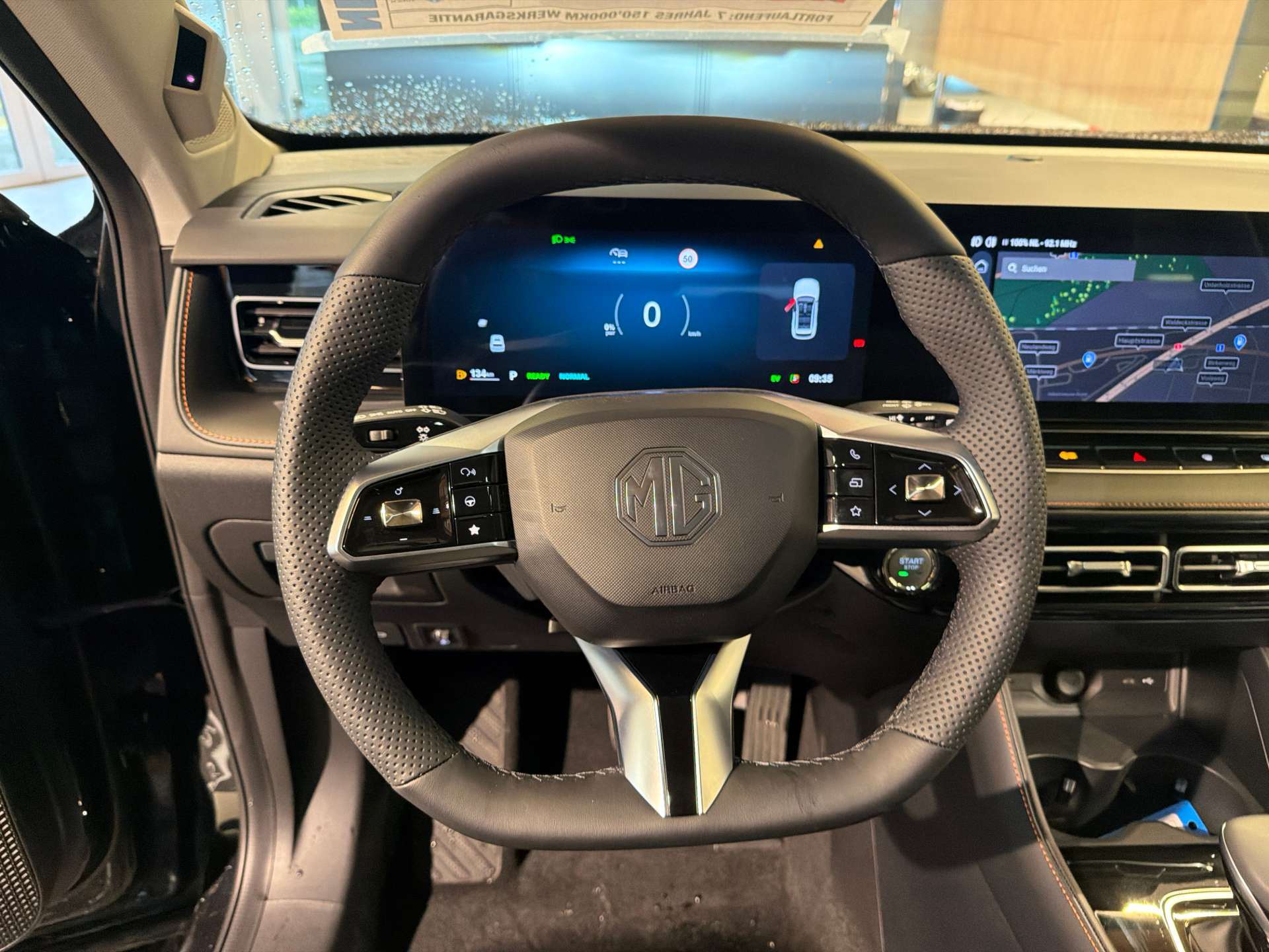 MG HS 1.5 T Hybrid+ Luxury 224PS Automat-image-15