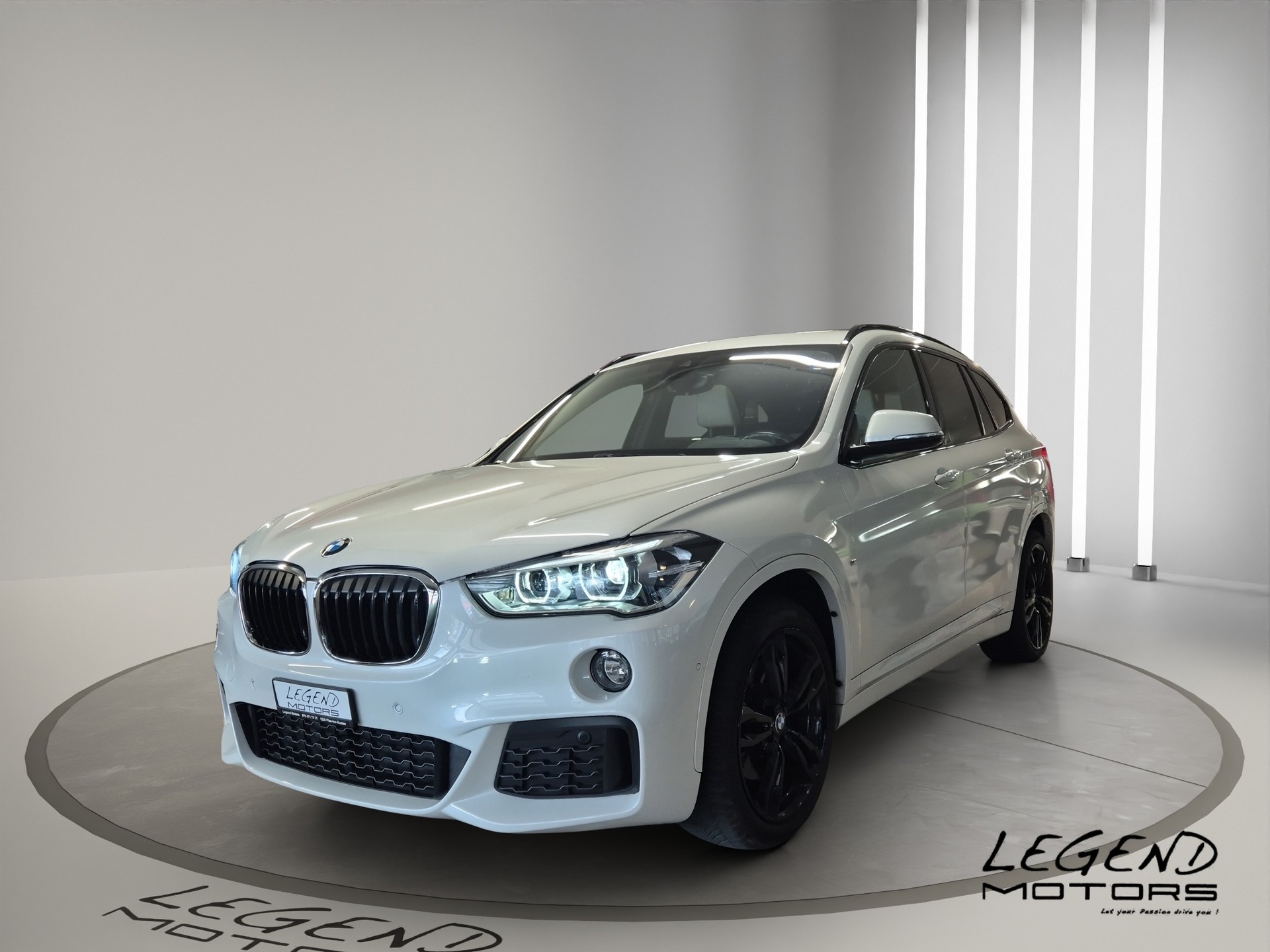 BMW X1 xDrive 20d M Sport Steptronic-showroom-element-2