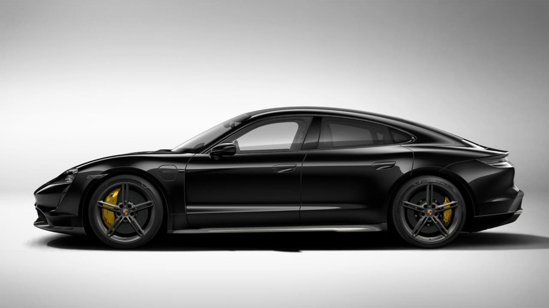 PORSCHE Taycan Turbo S-showroom-element-1