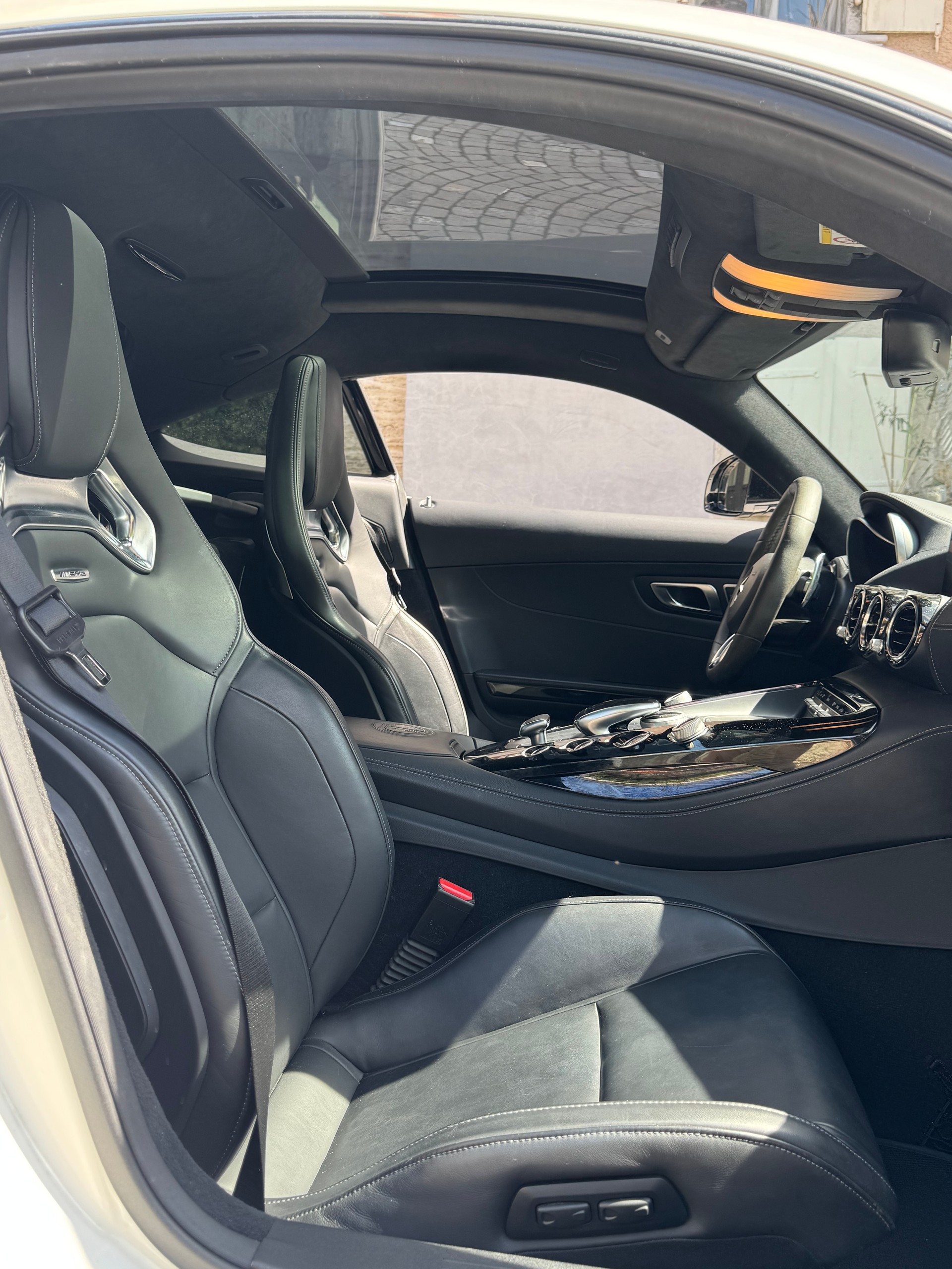 MERCEDES-BENZ AMG GT S-image-3