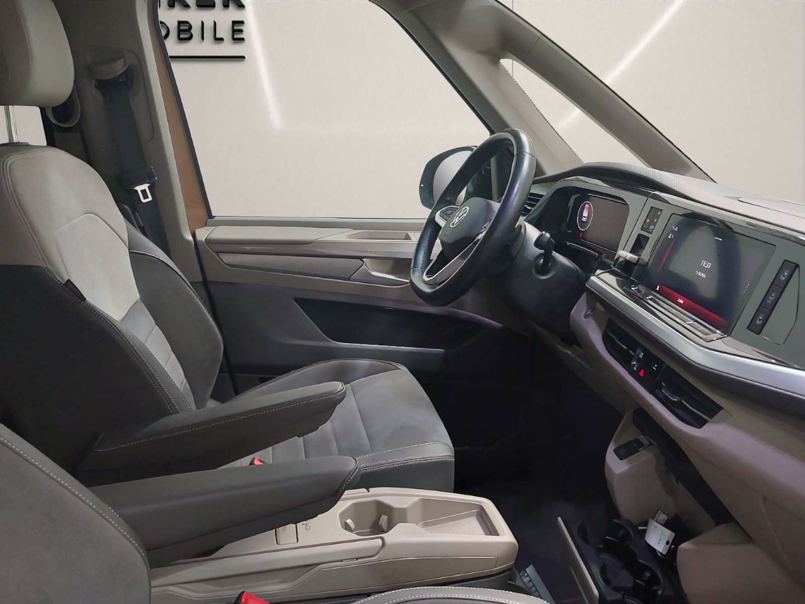 VW Multivan 2.0 TDI Style DSG Lang-image-7