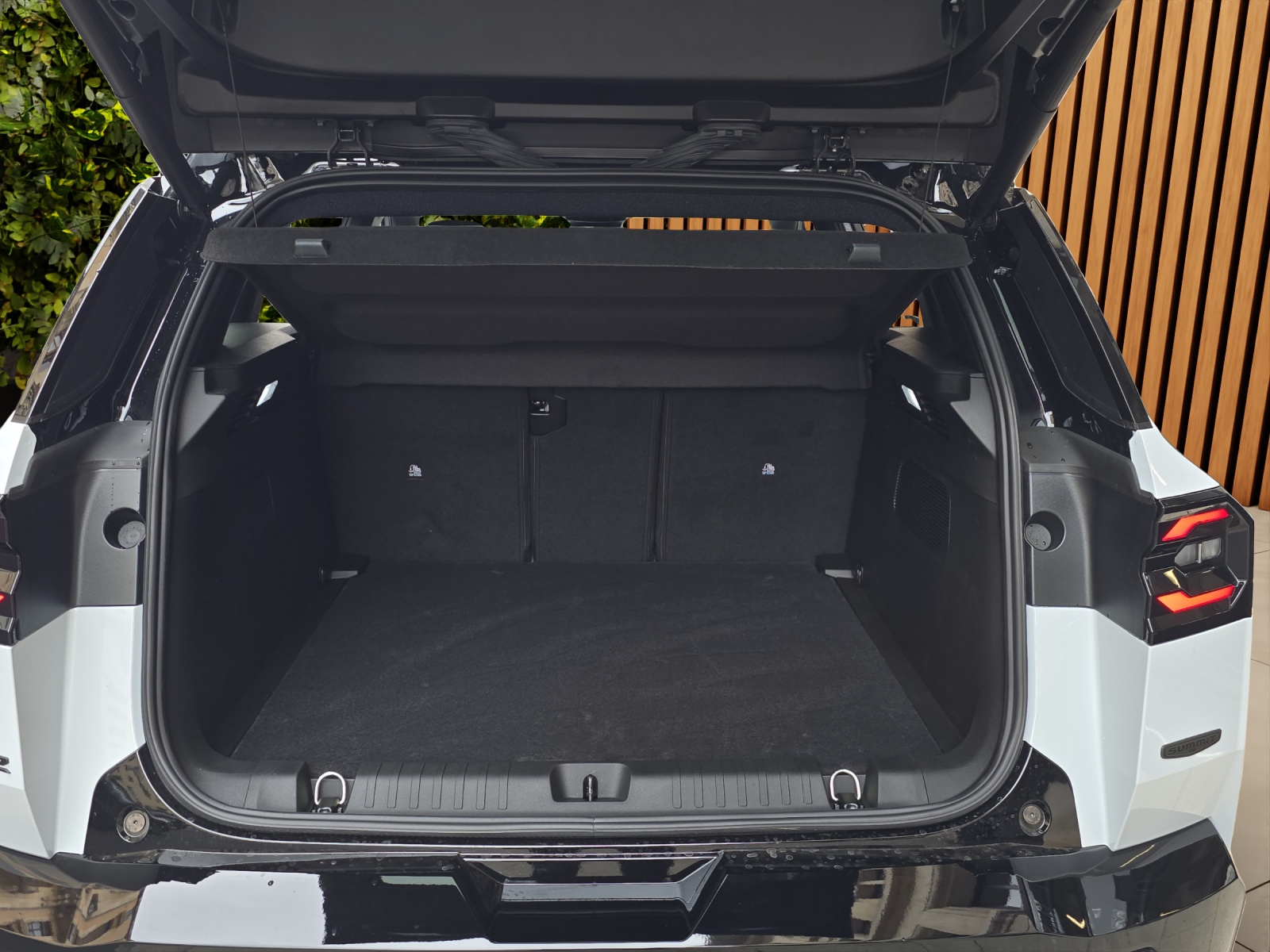 JEEP Compass 1.6 T PHEV Summit-image-17