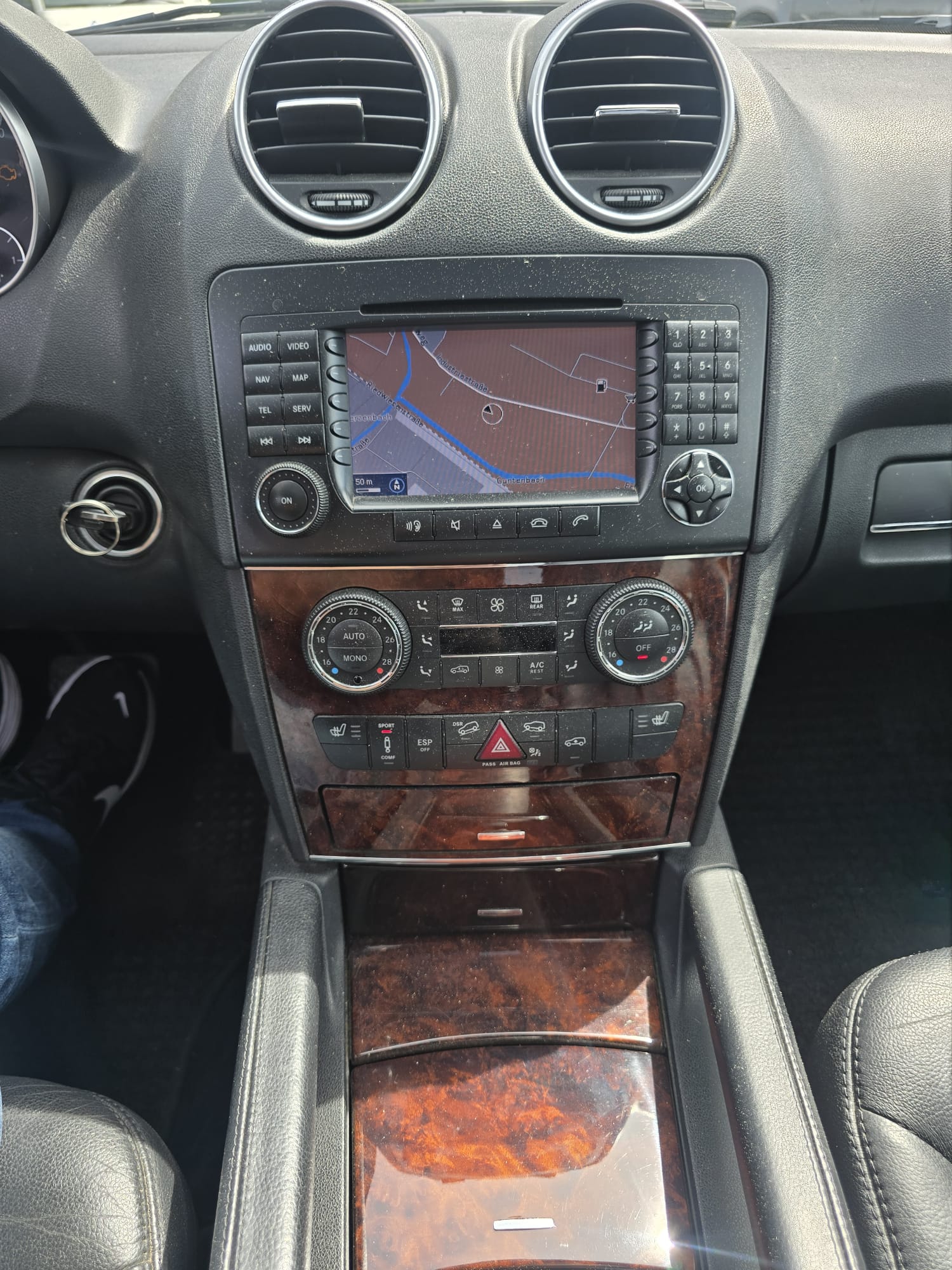 MERCEDES-BENZ ML 350 4Matic 7G-Tronic-image-14