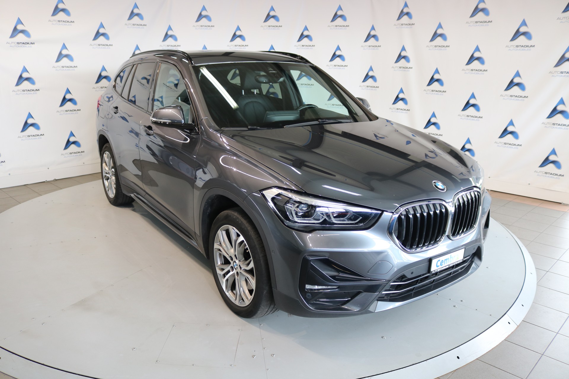 BMW X1 xDrive 20d Sport Line Steptronic-image-8