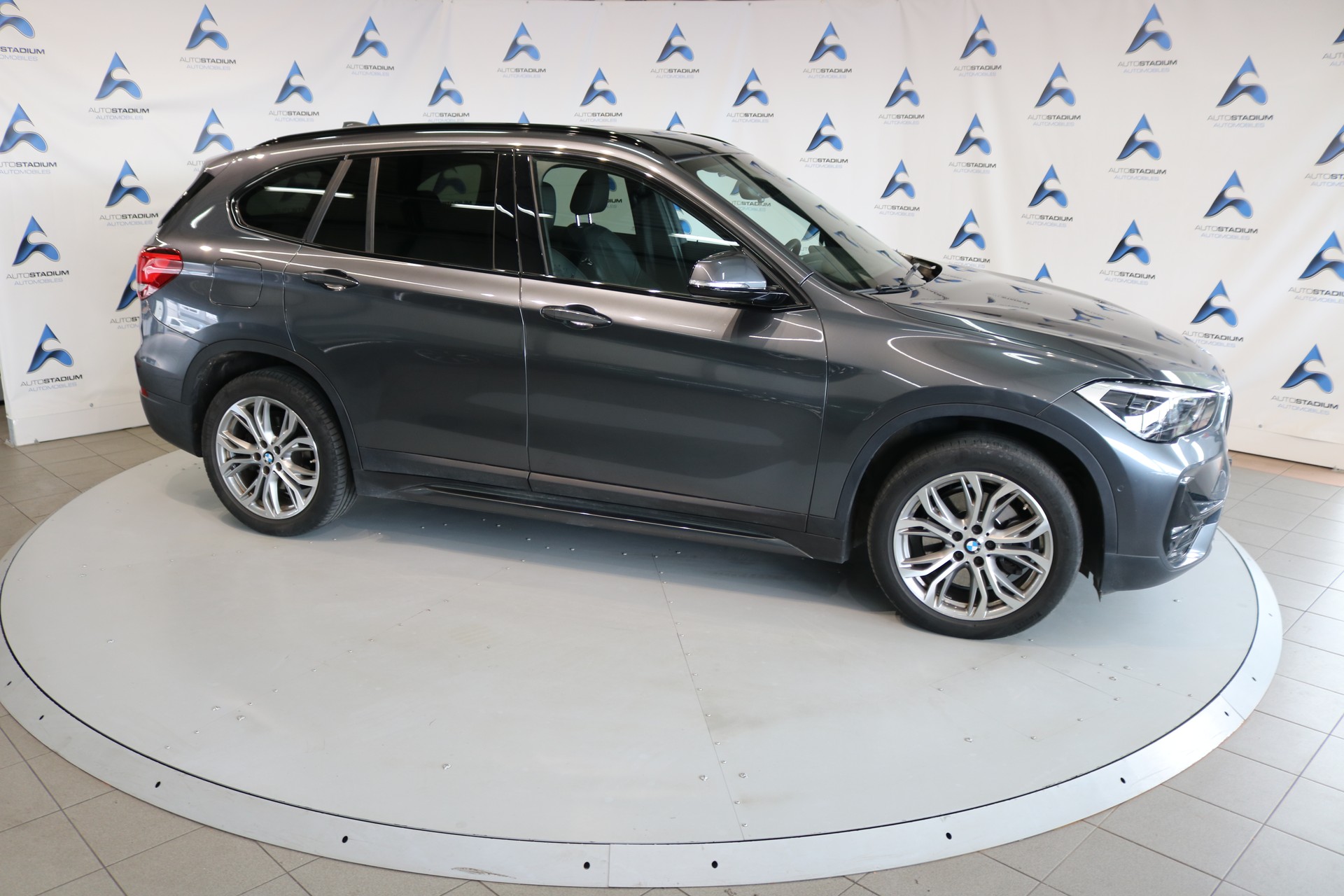 BMW X1 xDrive 20d Sport Line Steptronic-image-31