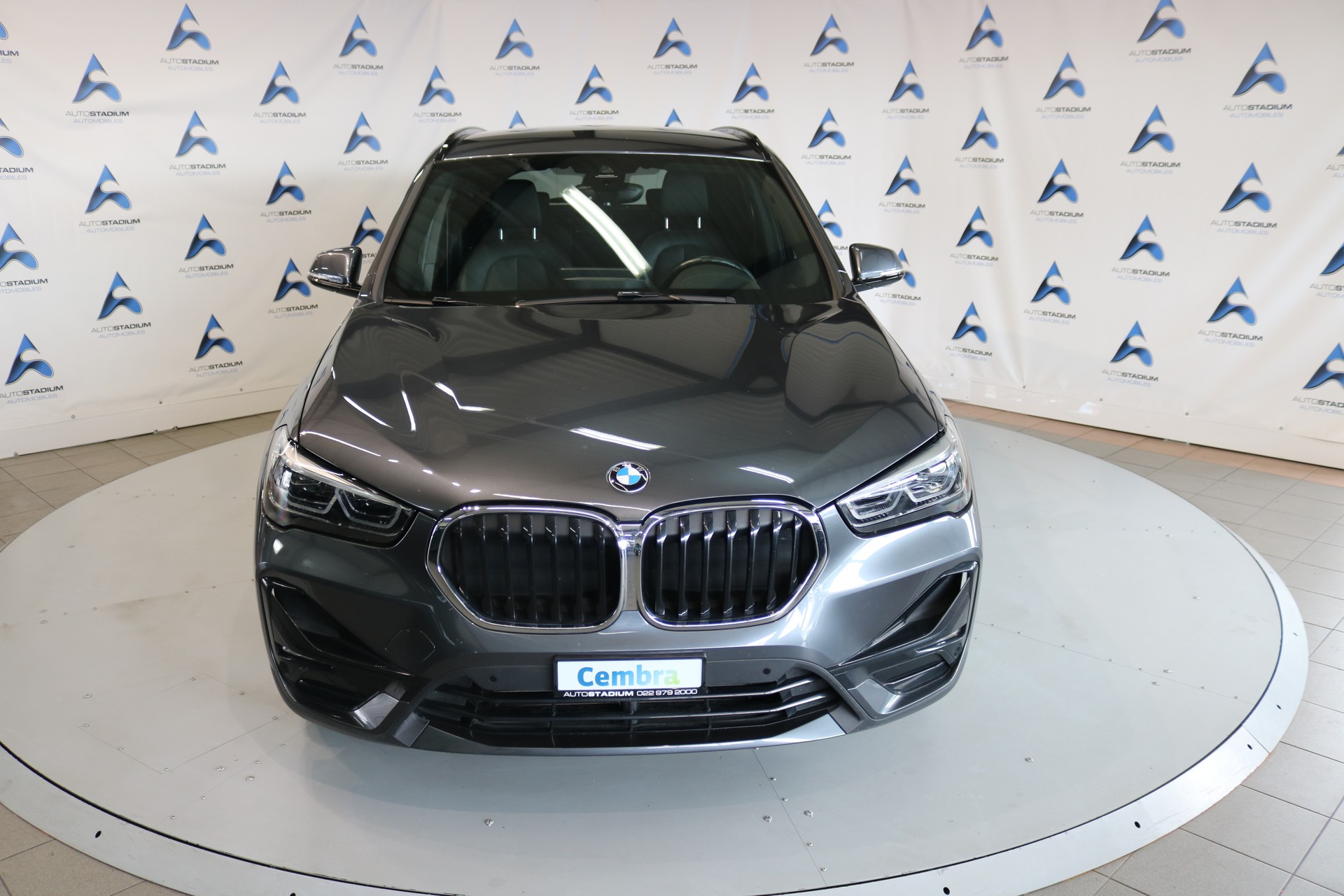 BMW X1 xDrive 20d Sport Line Steptronic-image-10