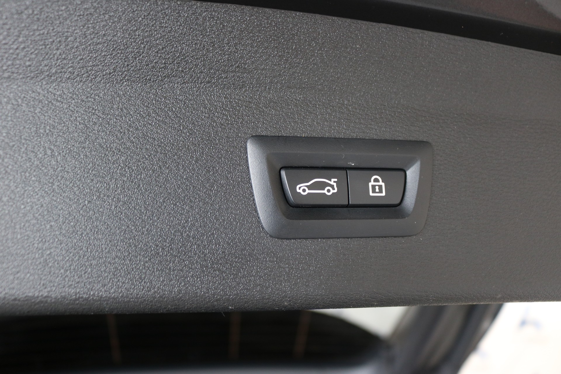 BMW X1 xDrive 20d Sport Line Steptronic-image-47