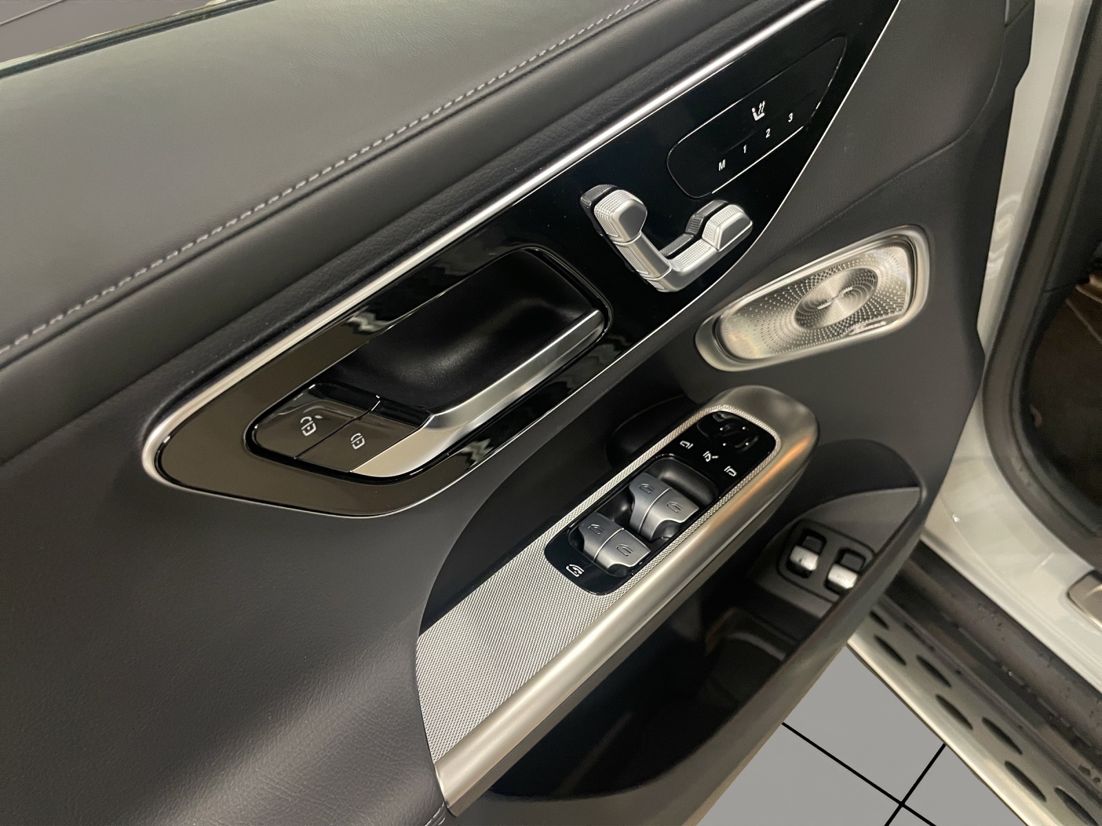 Image MERCEDES-BENZ GLC-400 GLC 400 e 4Matic EQ Star 9G-Tronic