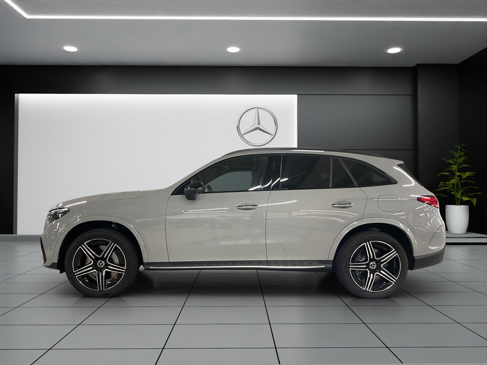 MERCEDES-BENZ GLC 400 e 4Matic EQ Star 9G-Tronic-image-2