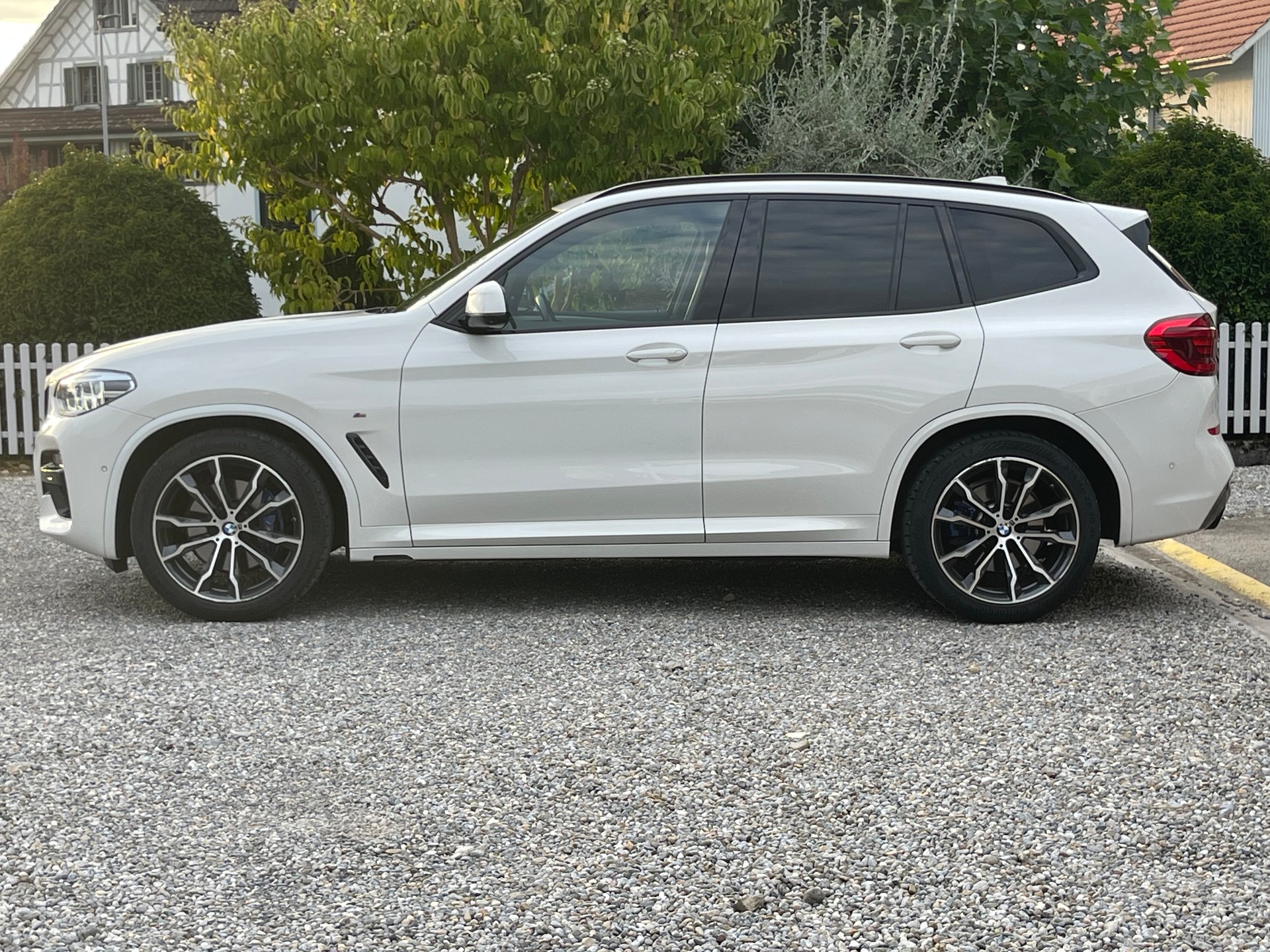 BMW X3 M40d 48V Pure M Sport Steptronic-image-3
