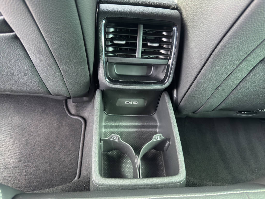 SKODA Octavia Combi 2.0 TSI SportLine 4x4 DSG-image-10