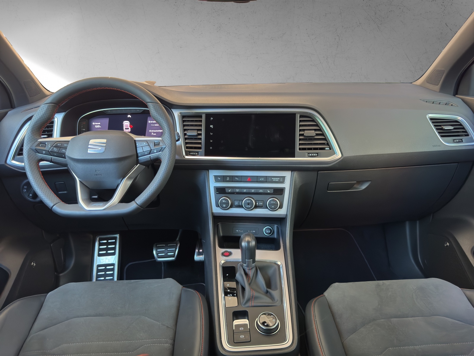 SEAT Ateca 2.0 TSI Hola FR 4Drive DSG-image-4