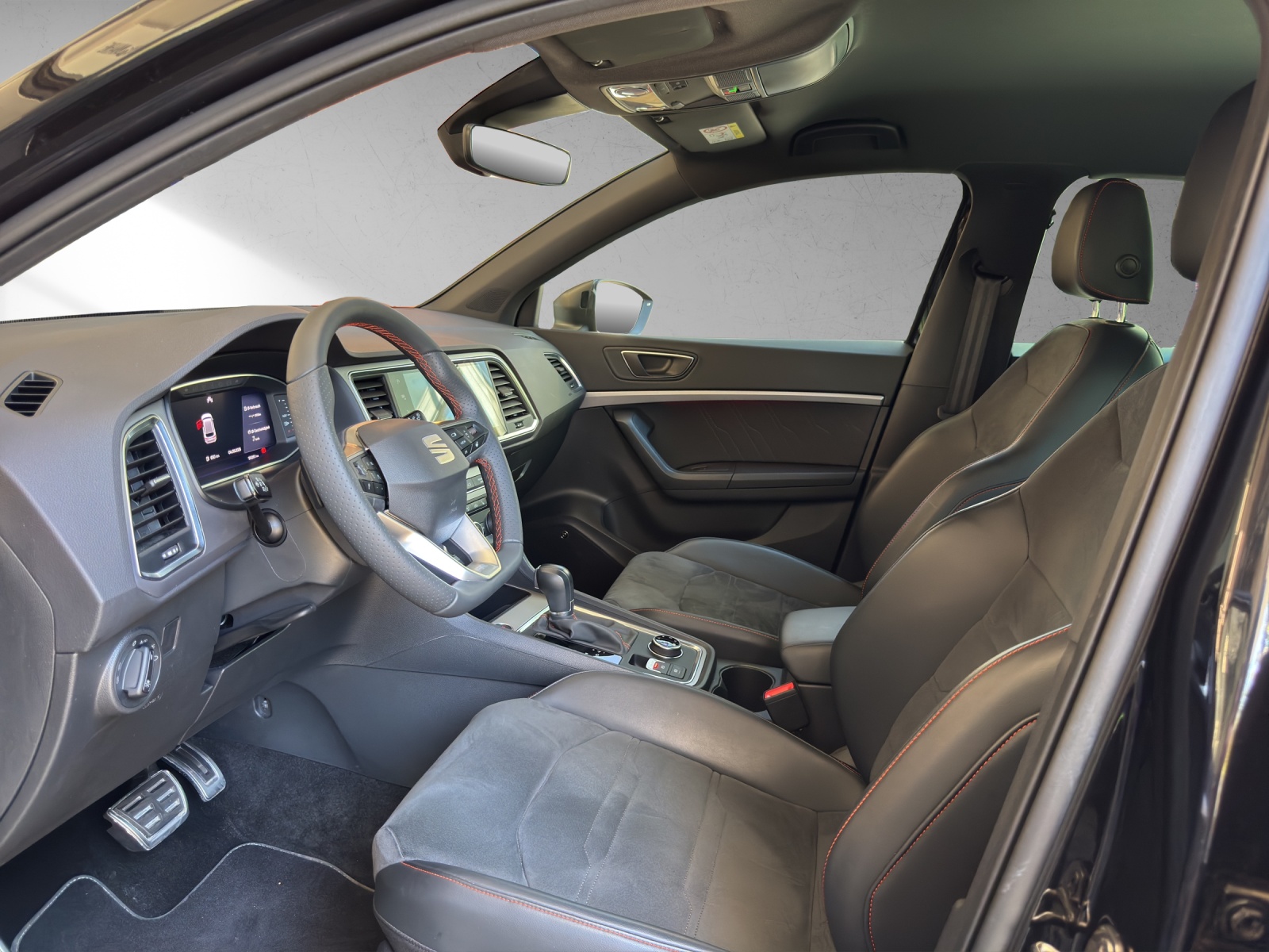 SEAT Ateca 2.0 TSI Hola FR 4Drive DSG-image-9