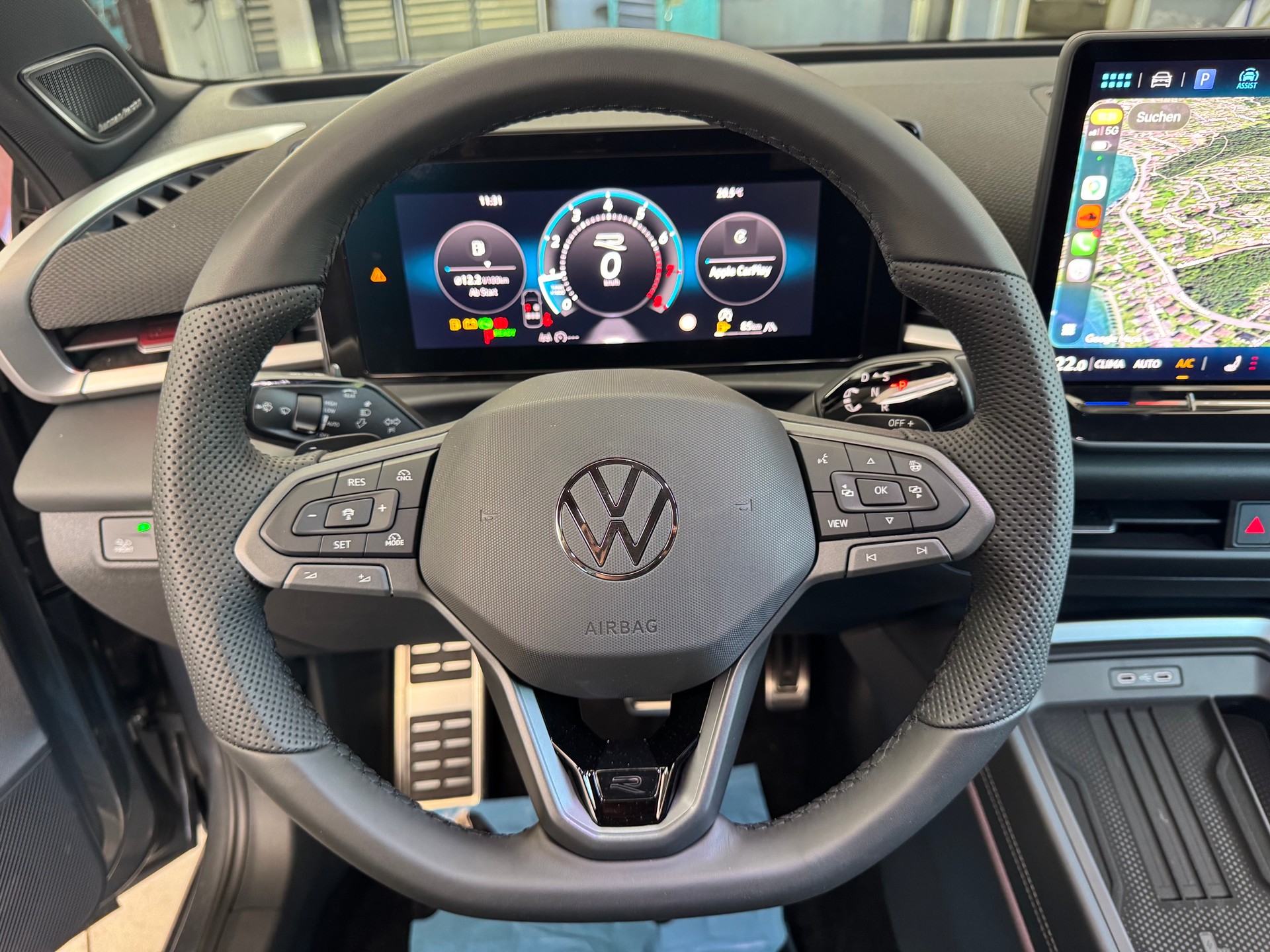 VW T-Roc 1.5 eTSI mHEV R-Line DSG-image-24