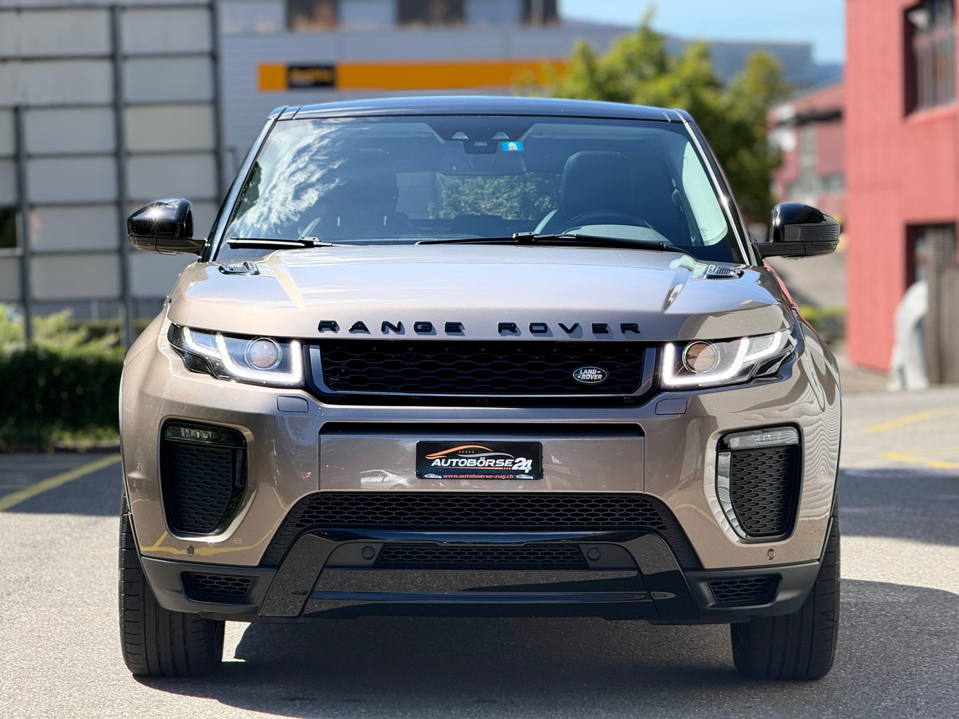 LAND ROVER Range Rover Evoque 2.0 TD4 HSE Dynamic AT9-image-2