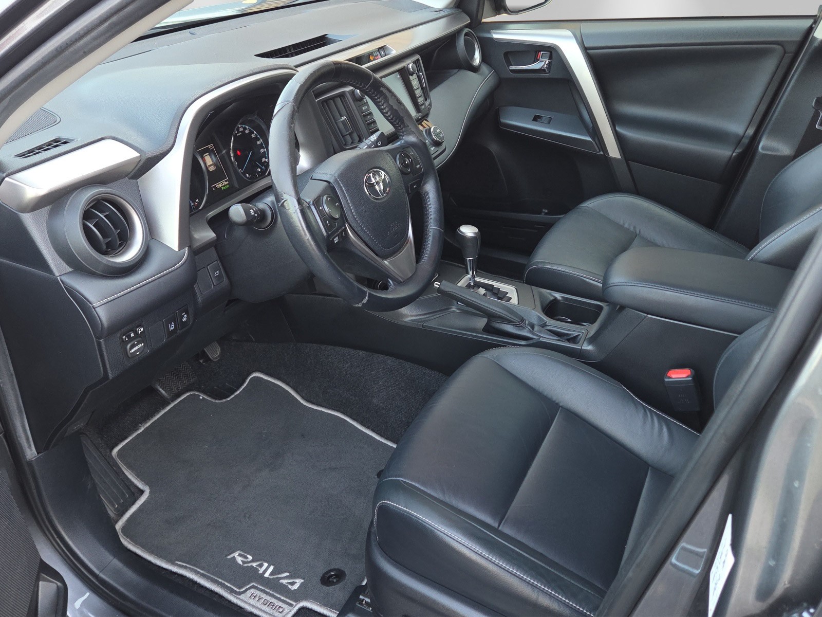 TOYOTA RAV-4 2.5 HSD Sol Premium e-CVT-image-11