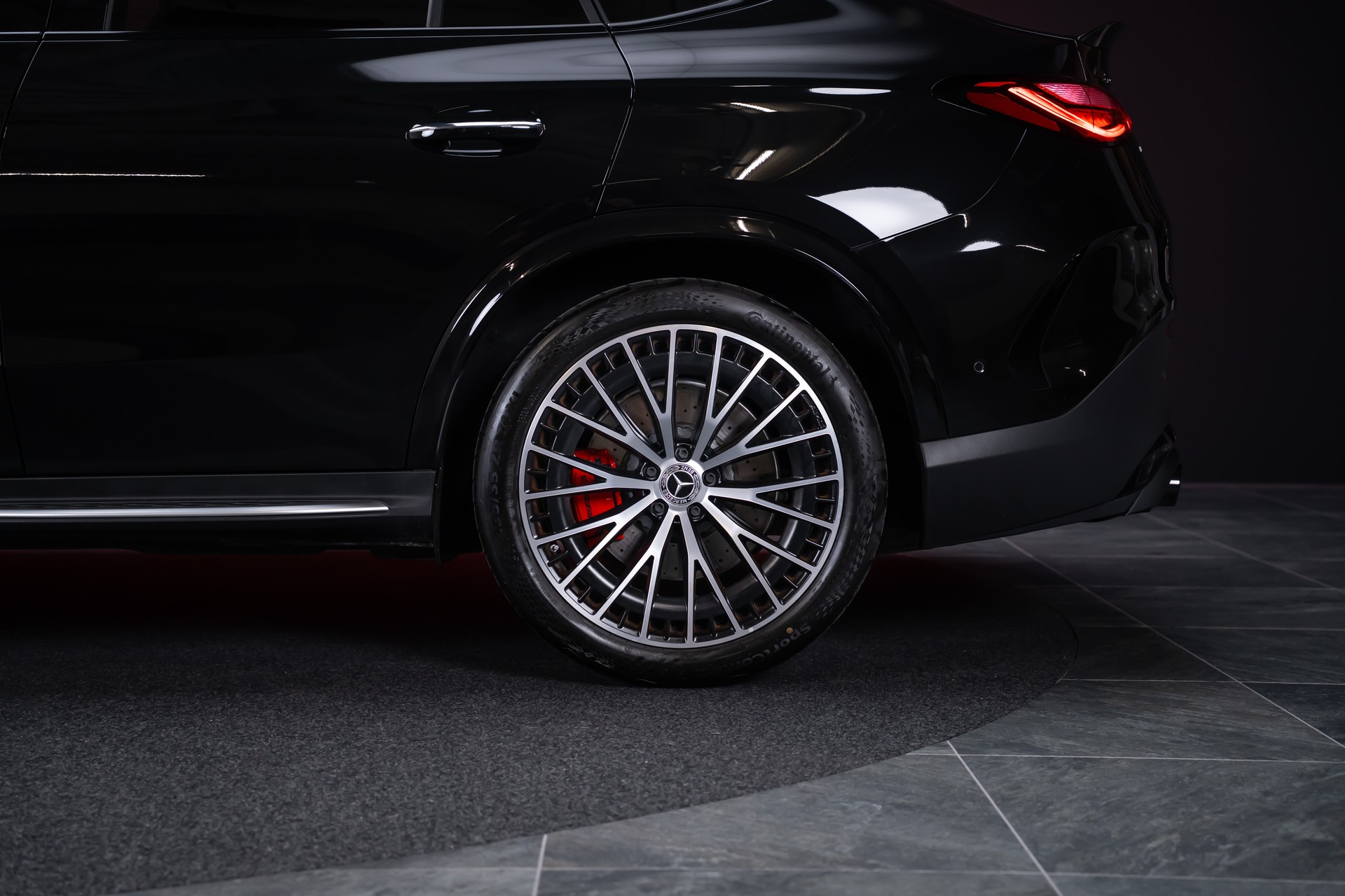 MERCEDES-BENZ GLC 43 AMG Executive Edition 4matic Coupé / Panorama-Glasdach / HeadUp / Performance-Sitze-image-13