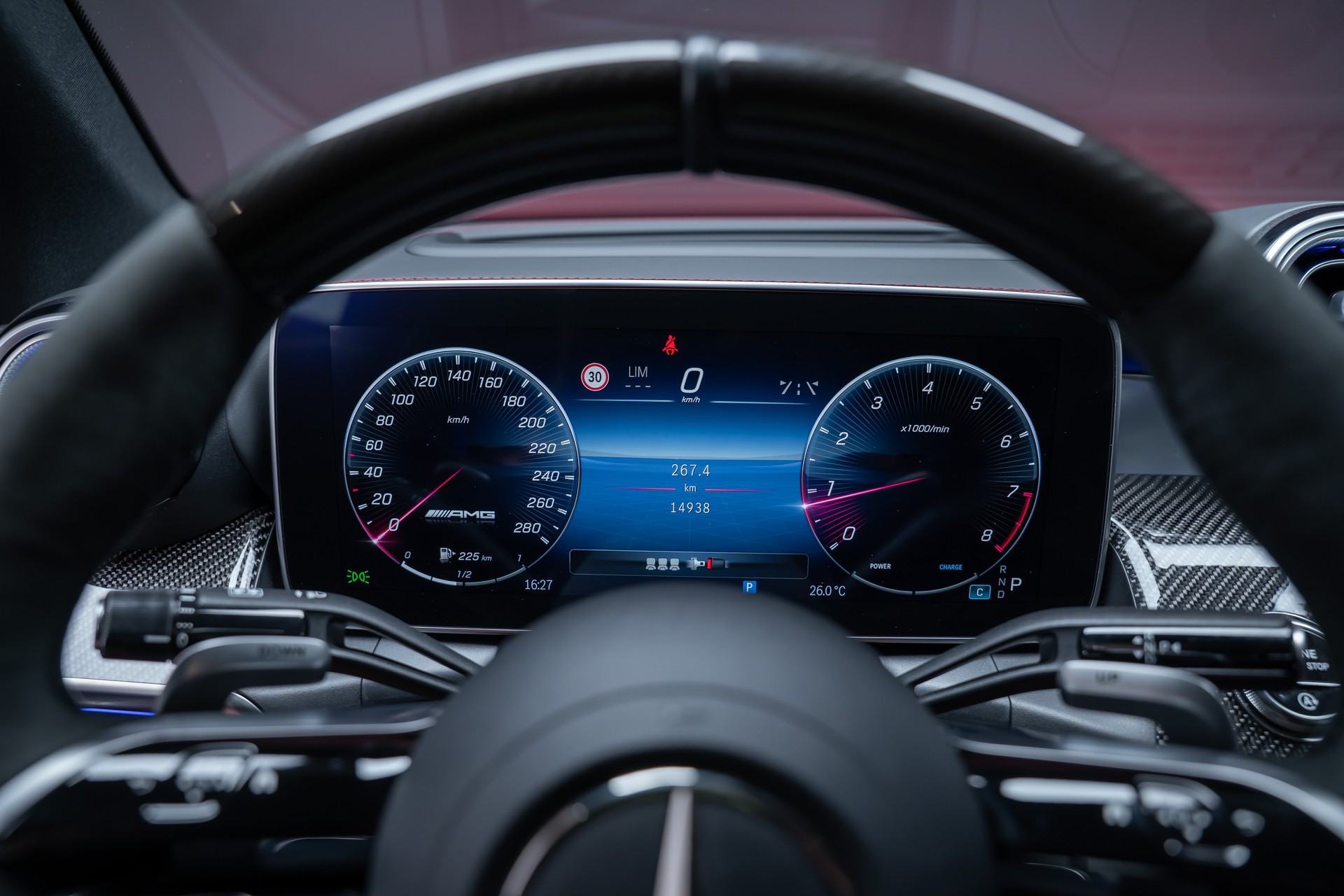 MERCEDES-BENZ GLC 43 AMG Executive Edition 4matic Coupé / Panorama-Glasdach / HeadUp / Performance-Sitze-image-36