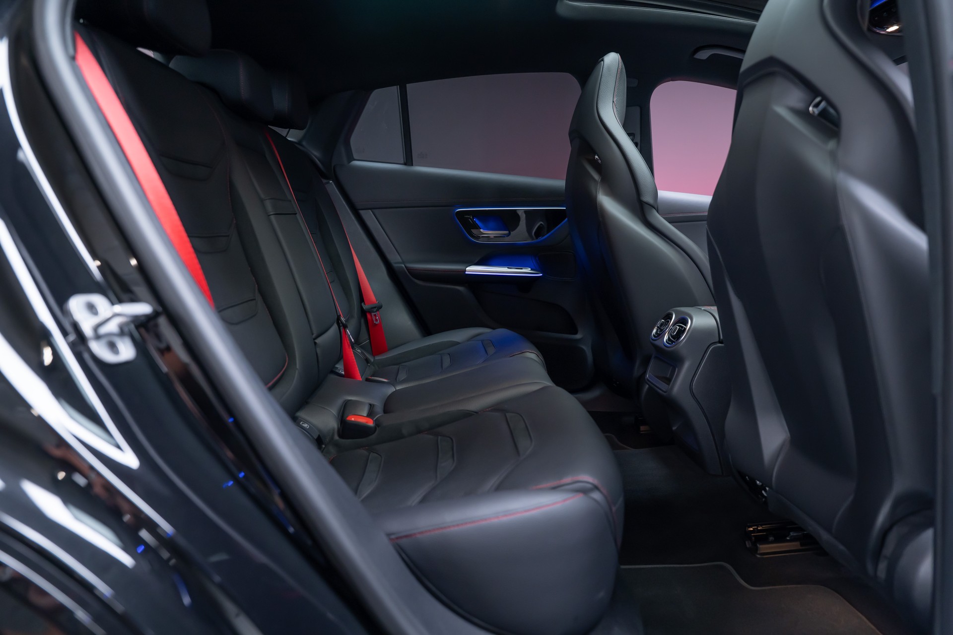 MERCEDES-BENZ GLC 43 AMG Executive Edition 4matic Coupé / Panorama-Glasdach / HeadUp / Performance-Sitze-image-25