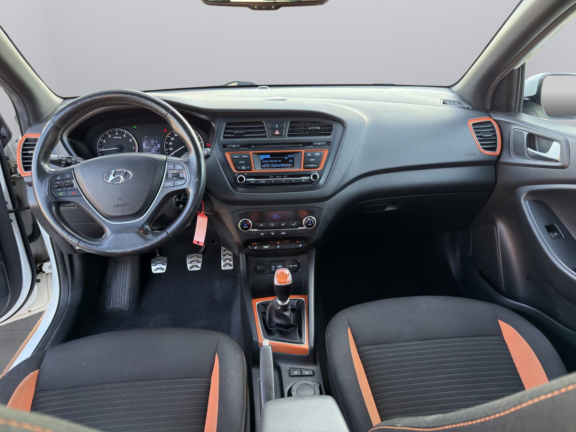 HYUNDAI i20 Active 1.0 T-GDi Amplia-image-9