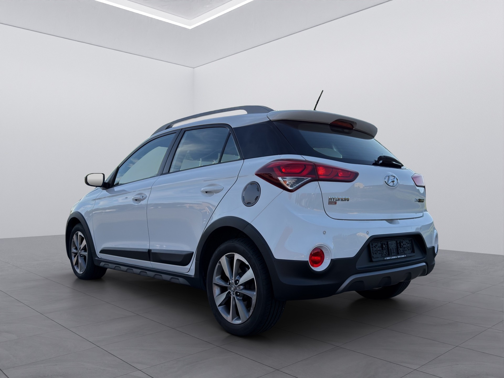 HYUNDAI i20 Active 1.0 T-GDi Amplia-image-2