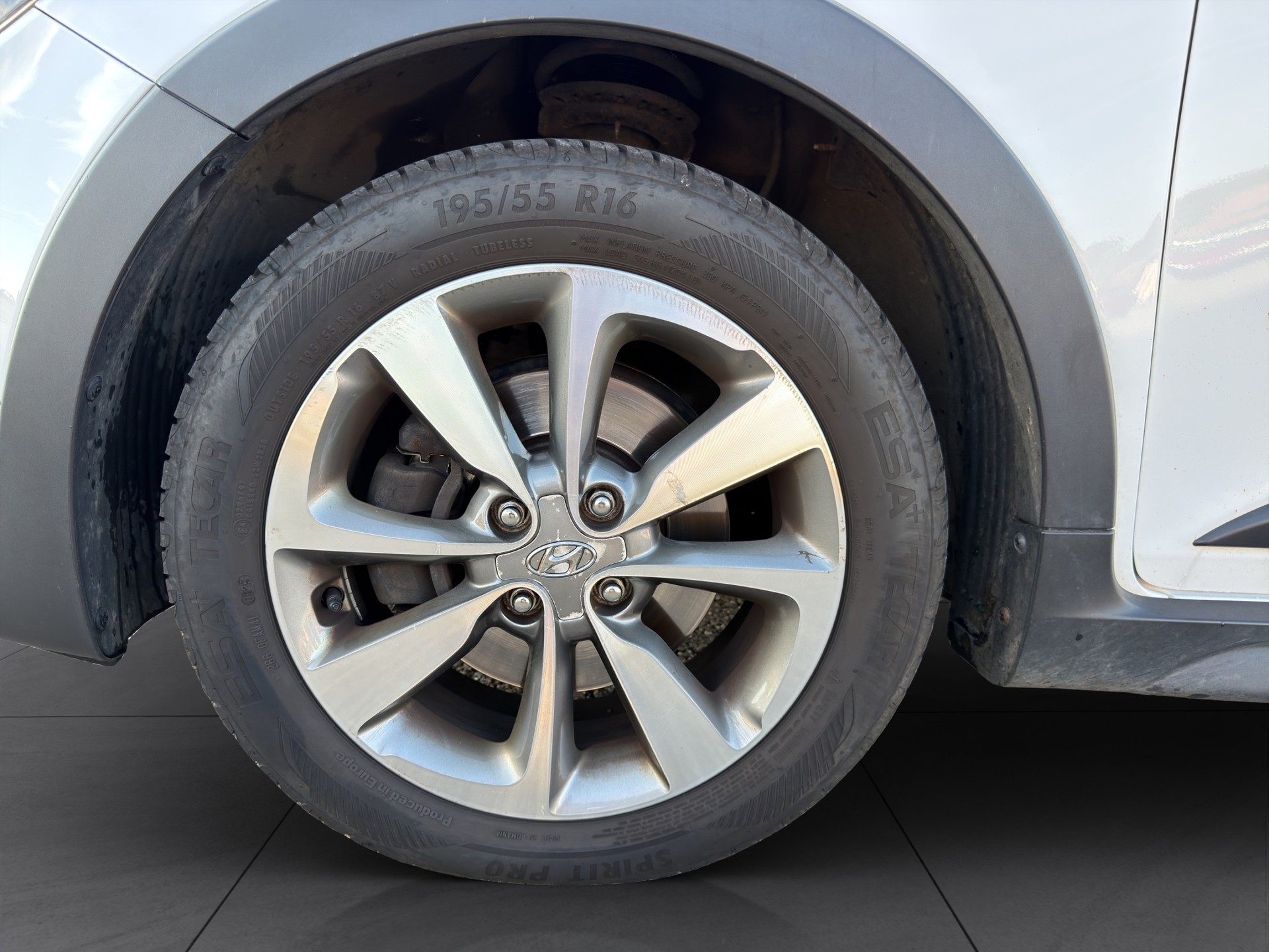 HYUNDAI i20 Active 1.0 T-GDi Amplia-image-10