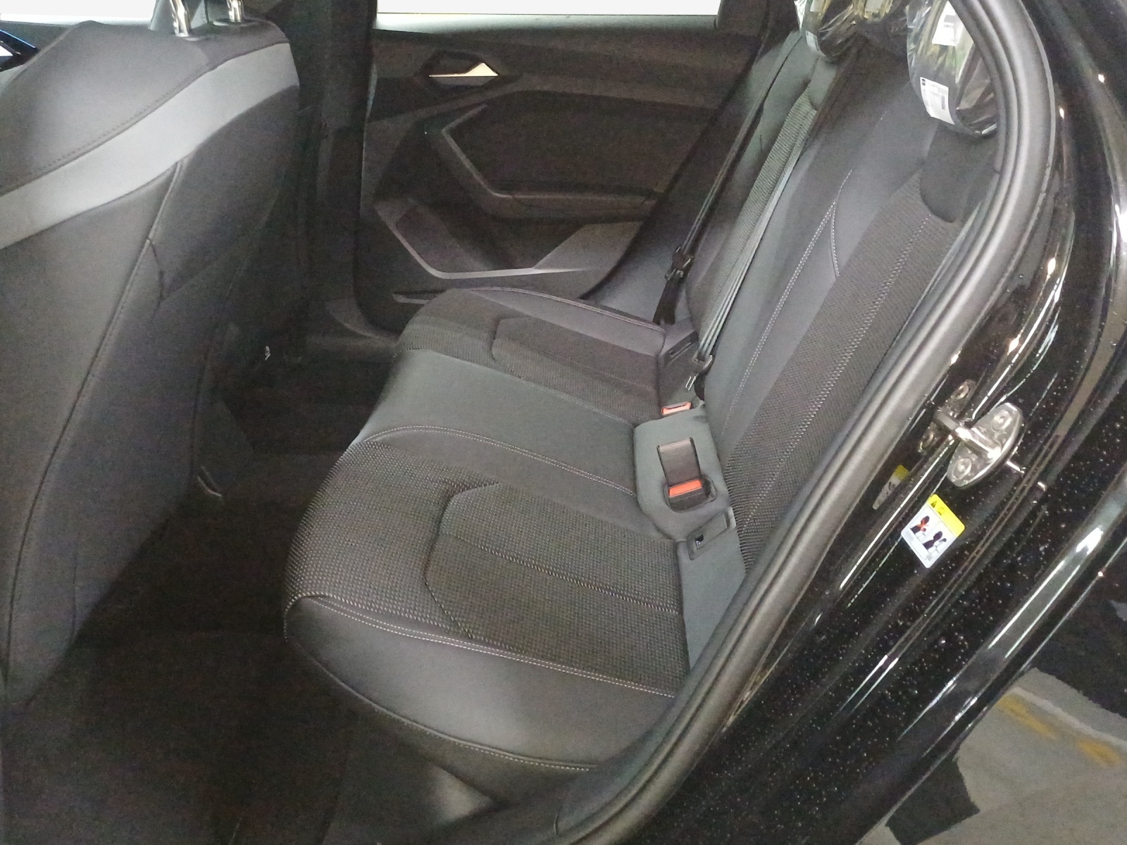 AUDI A1 Sportback 30 TFSI S Line Attraction S-tronic-image-11