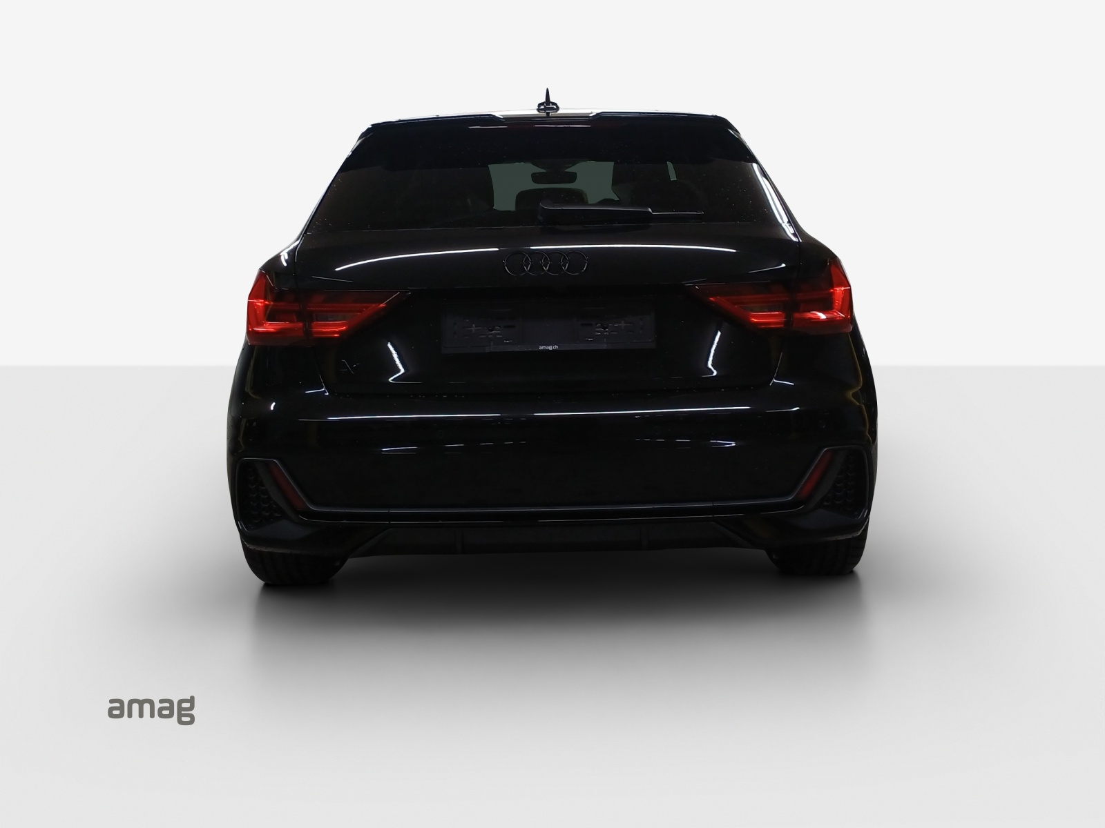 AUDI A1 Sportback 30 TFSI S Line Attraction S-tronic-showroom-element-3