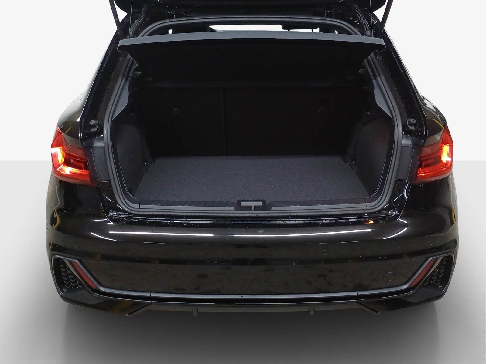 AUDI A1 Sportback 30 TFSI S Line Attraction S-tronic-image-12