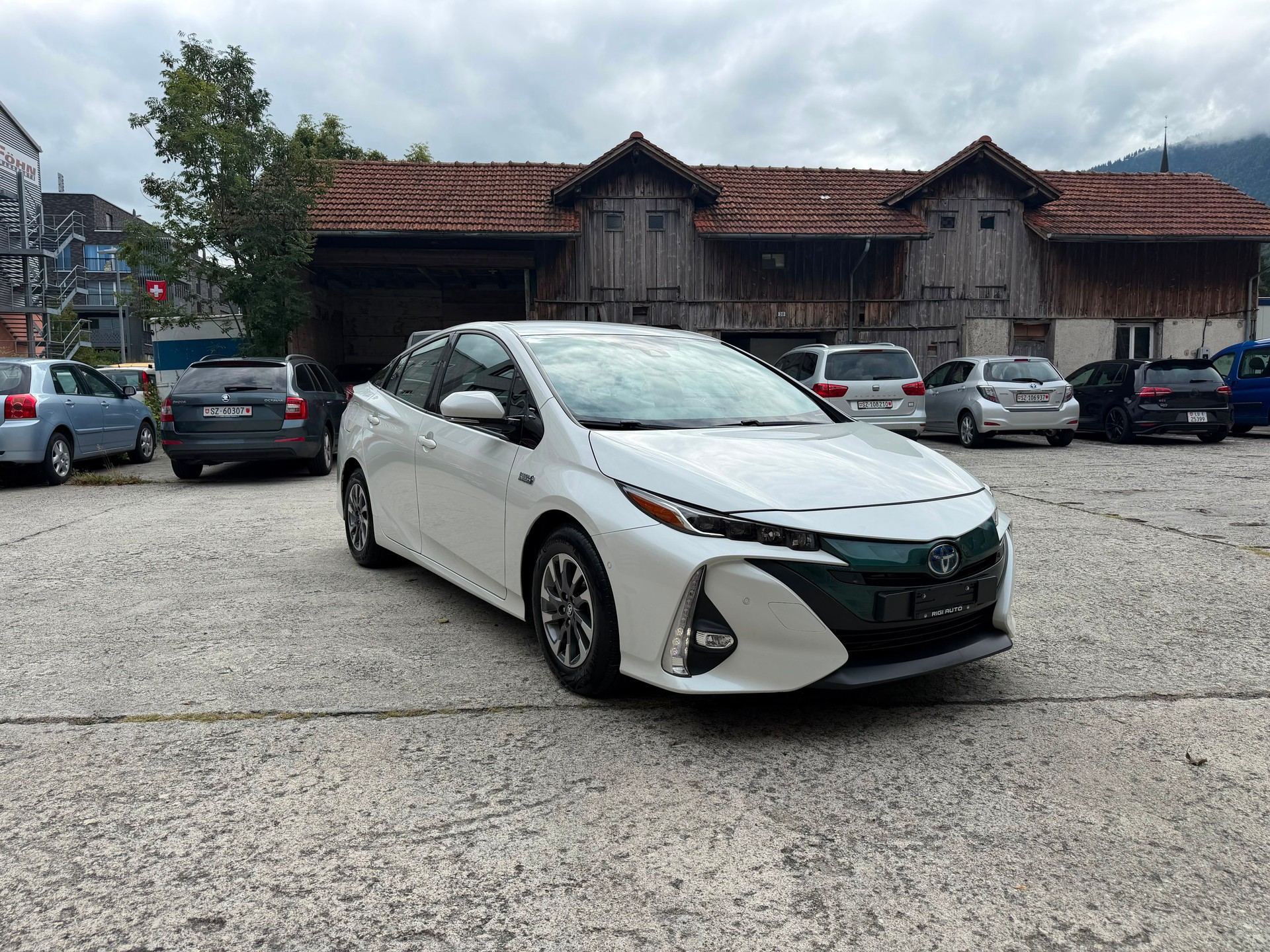 TOYOTA Prius 1.8 VVT-i Plug-in Hybrid Premium